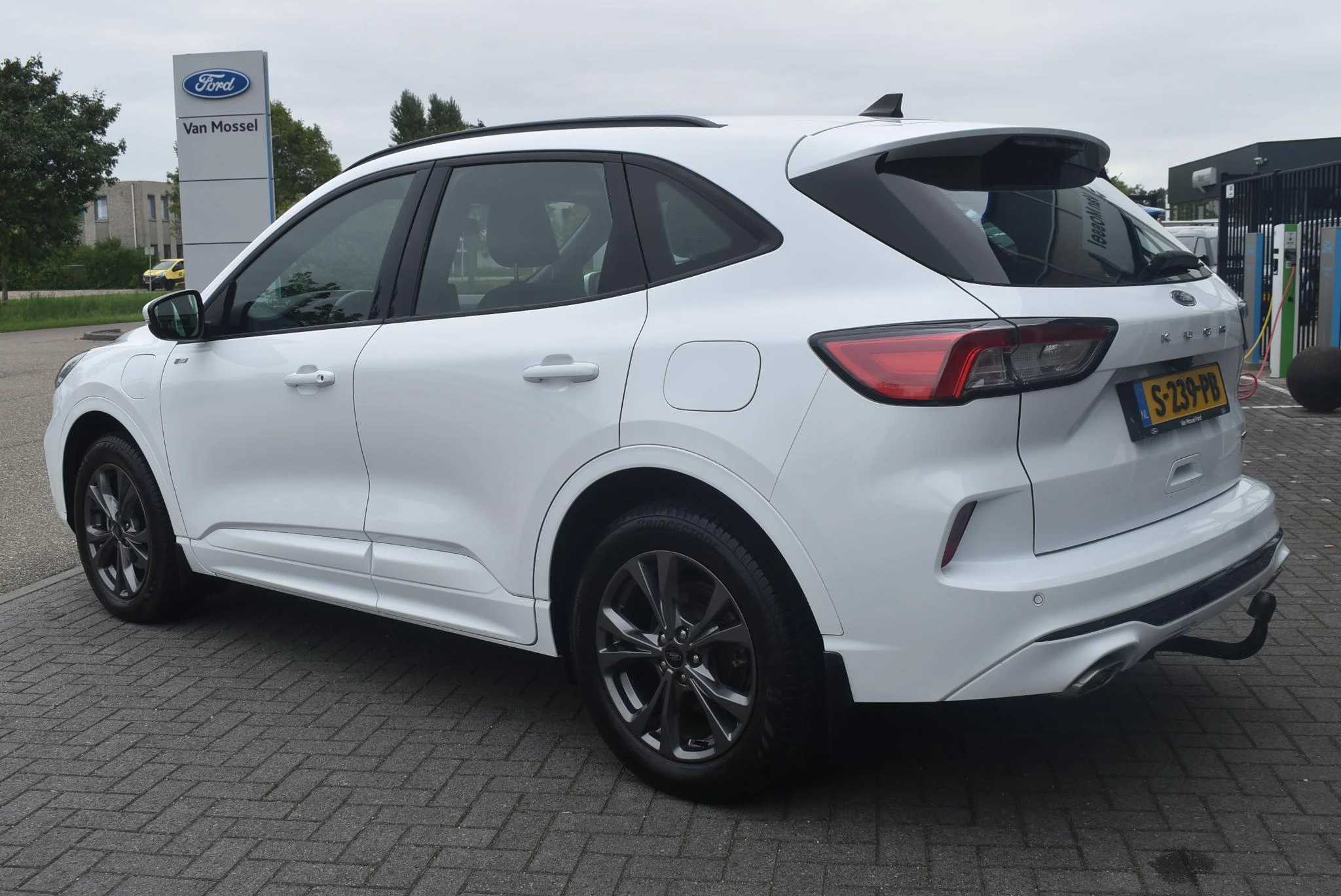 Ford-Kuga-image-6