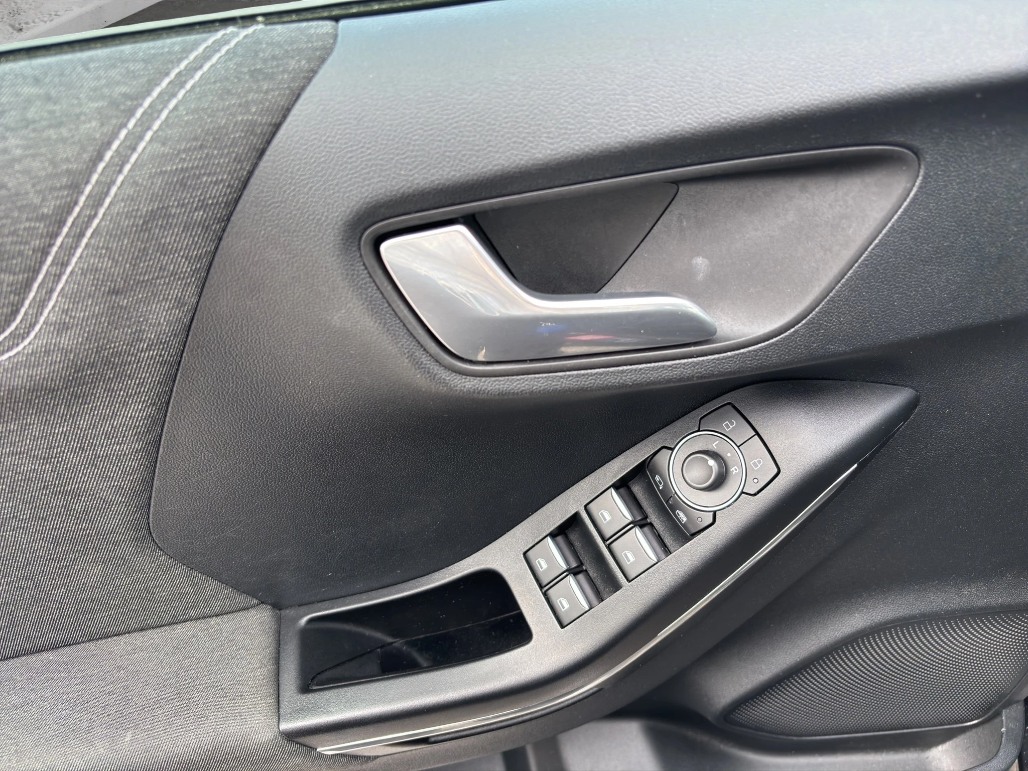 Ford Puma 1.0 EcoBoost Mild Hybrid Titanium