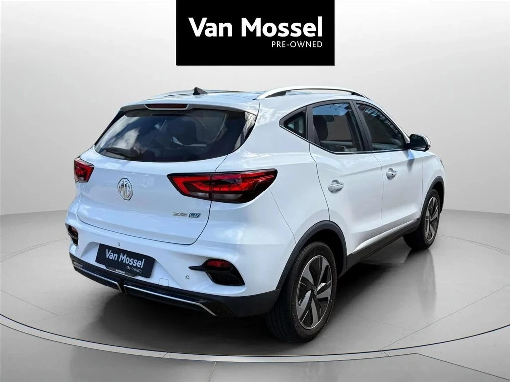 MG-ZS EV-image-5