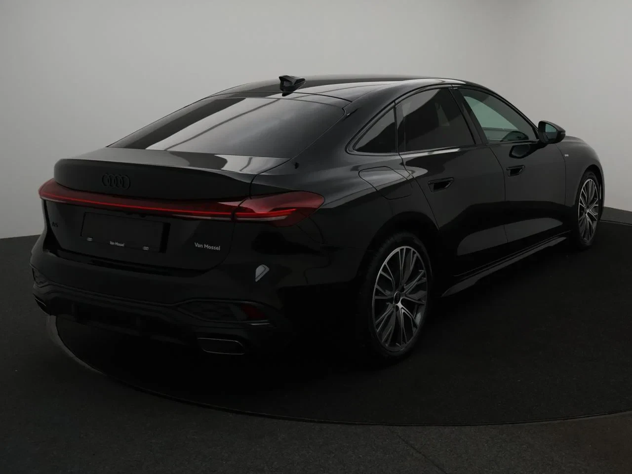 Audi-A5-image-1