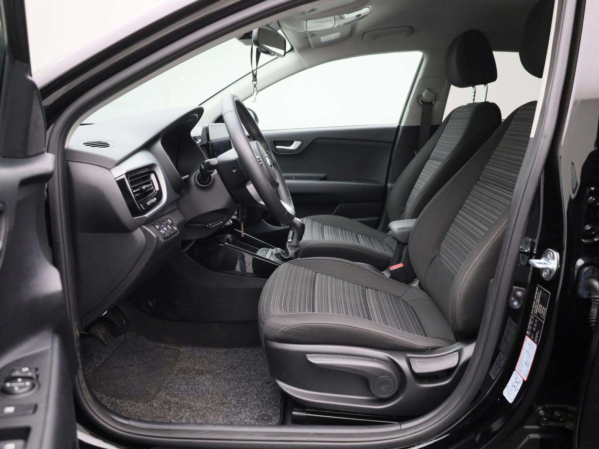 Kia-Stonic-image-12