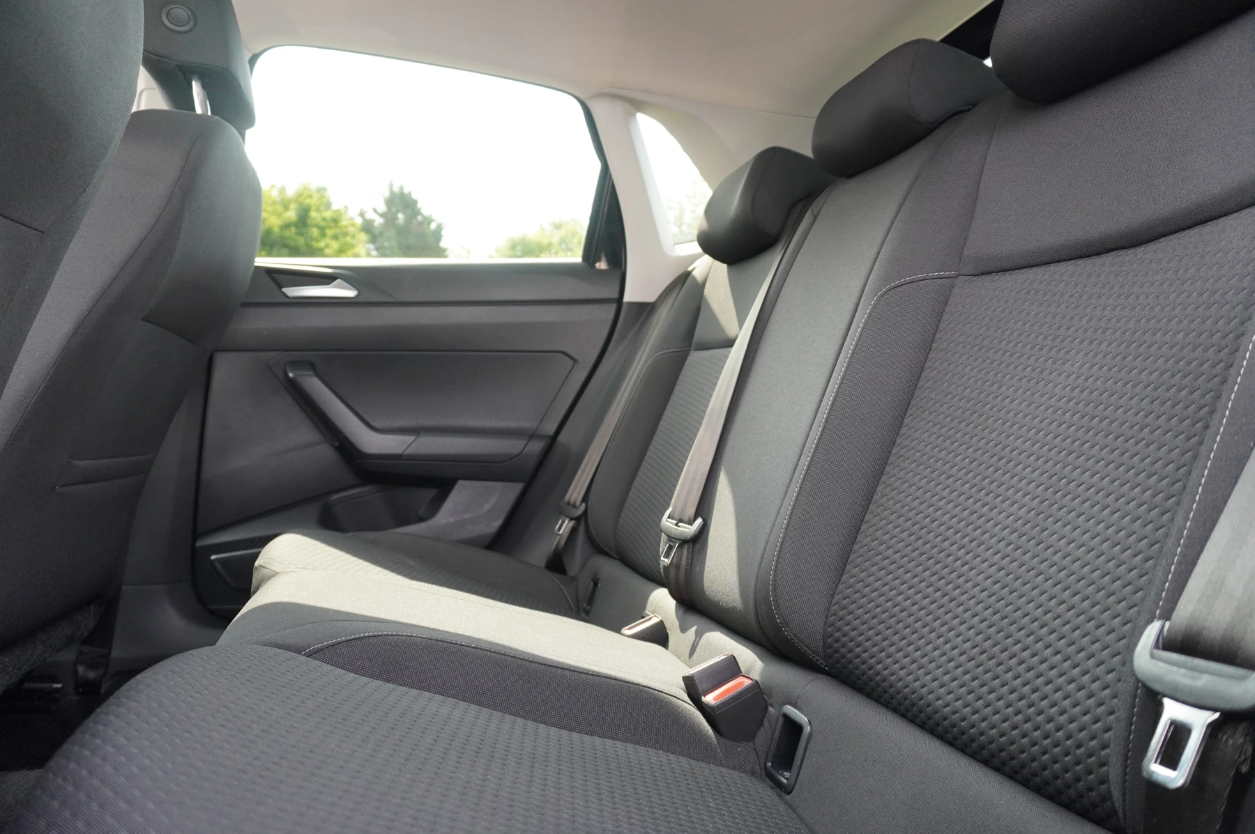 Volkswagen-Polo-image-10