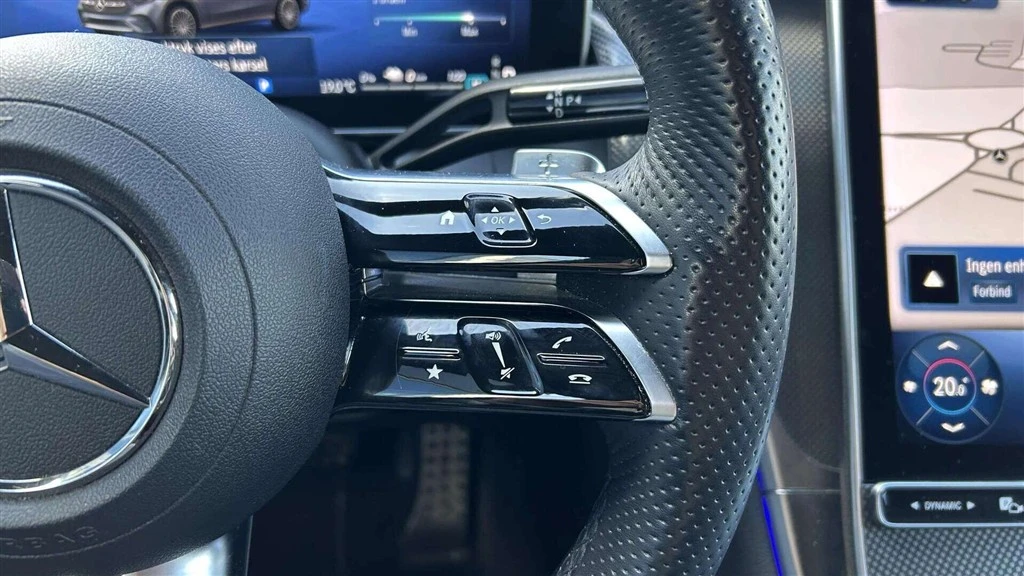 Mercedes-Benz-GLC-image-12