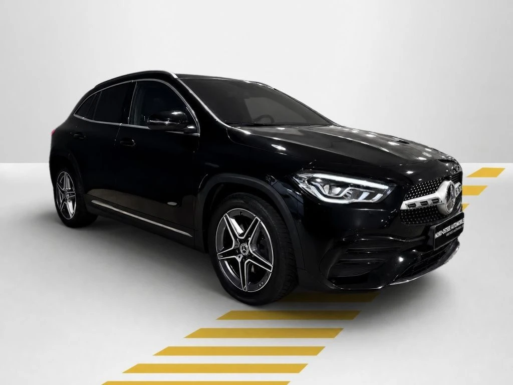 Mercedes-Benz-GLA 250-image-16