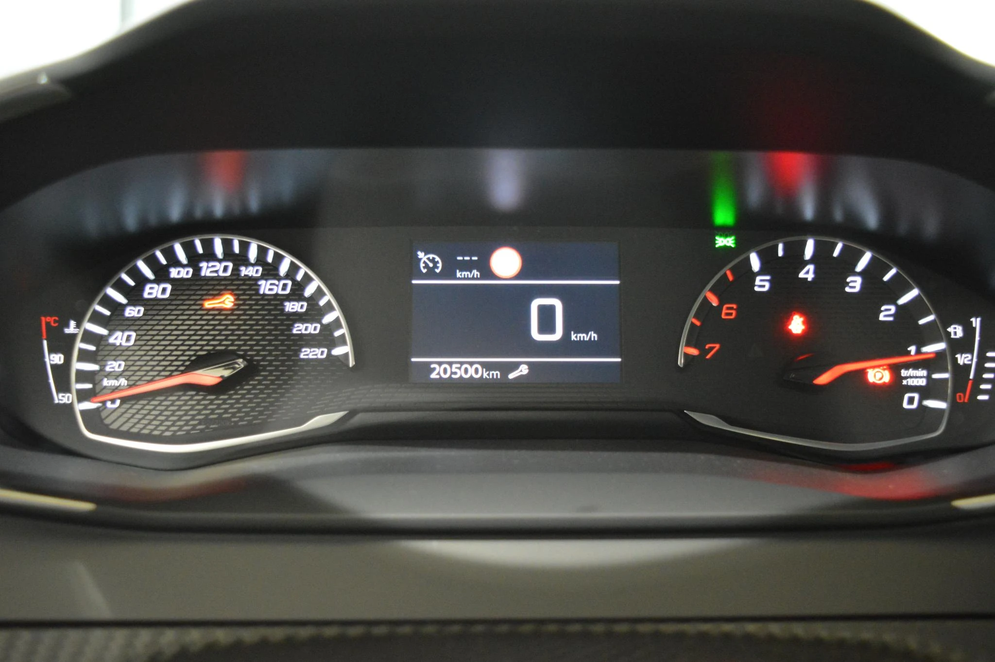 Peugeot-208-image-14