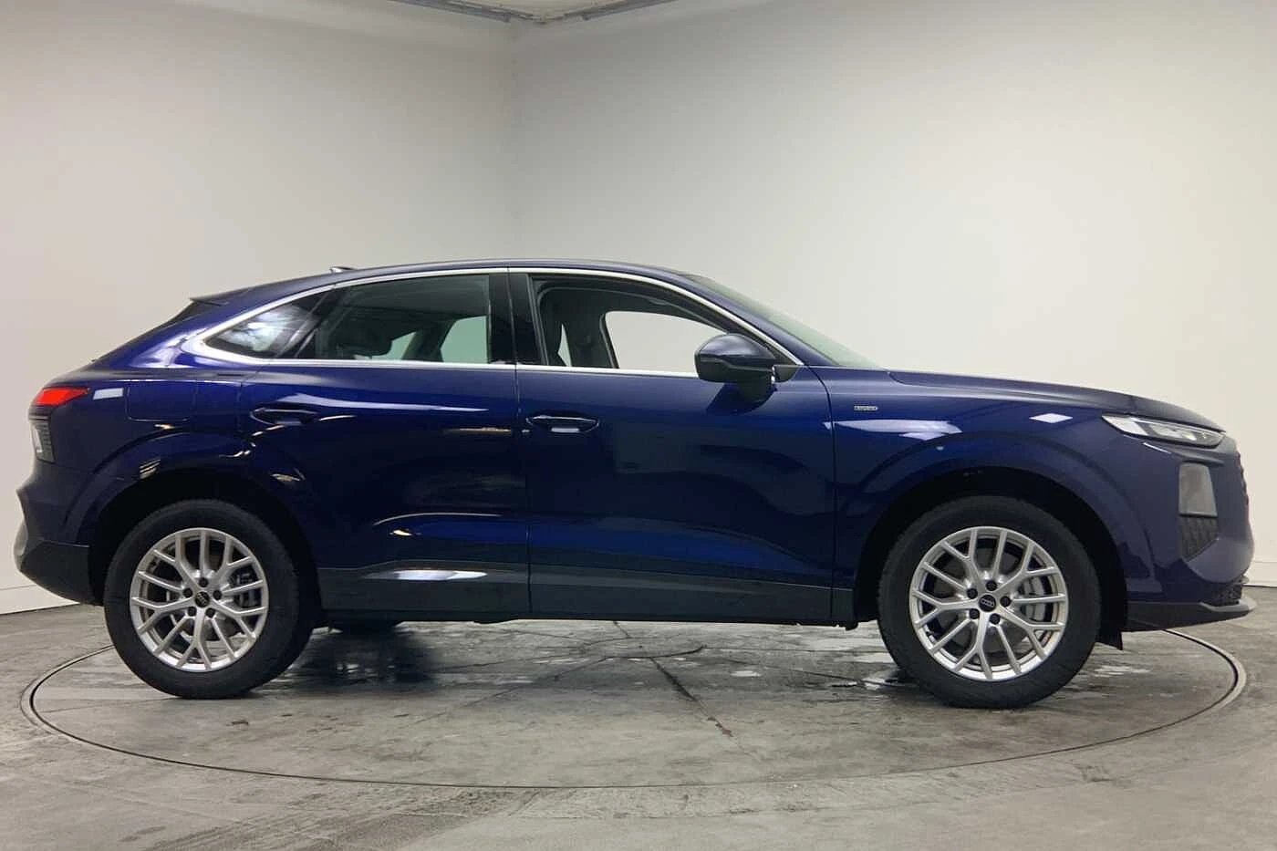 Audi-Q3-image-3