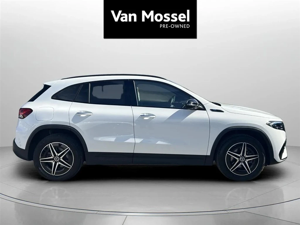 Mercedes-Benz-EQA-image-3