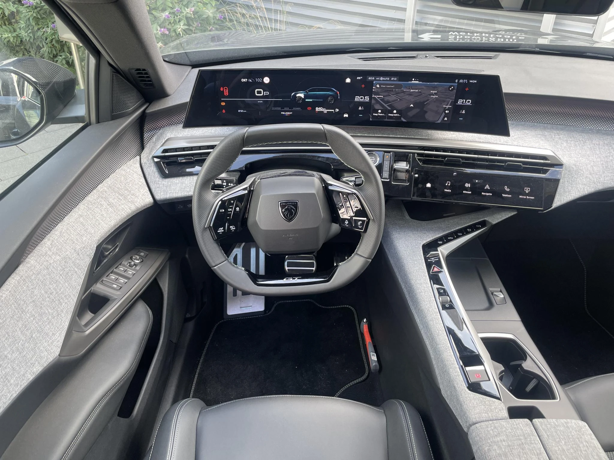 Peugeot-5008-image-13