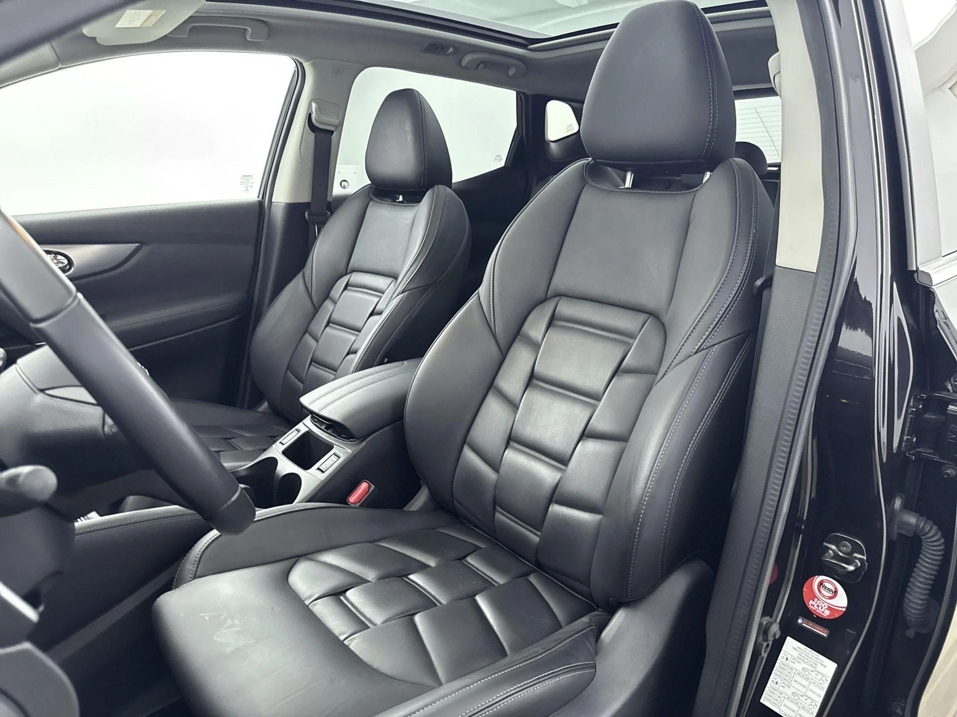 Nissan-QASHQAI-image-27