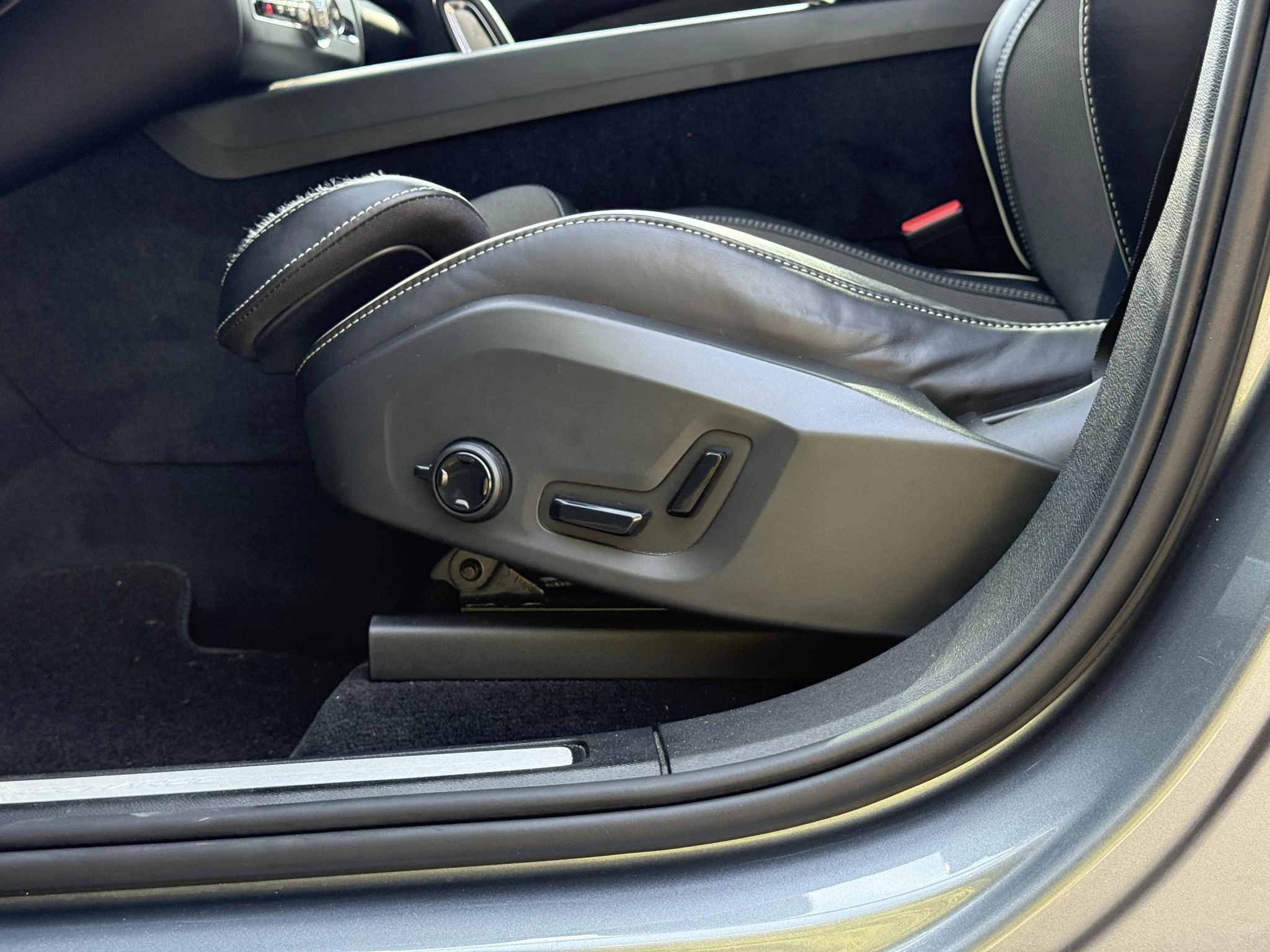 Volvo-XC60-image-19