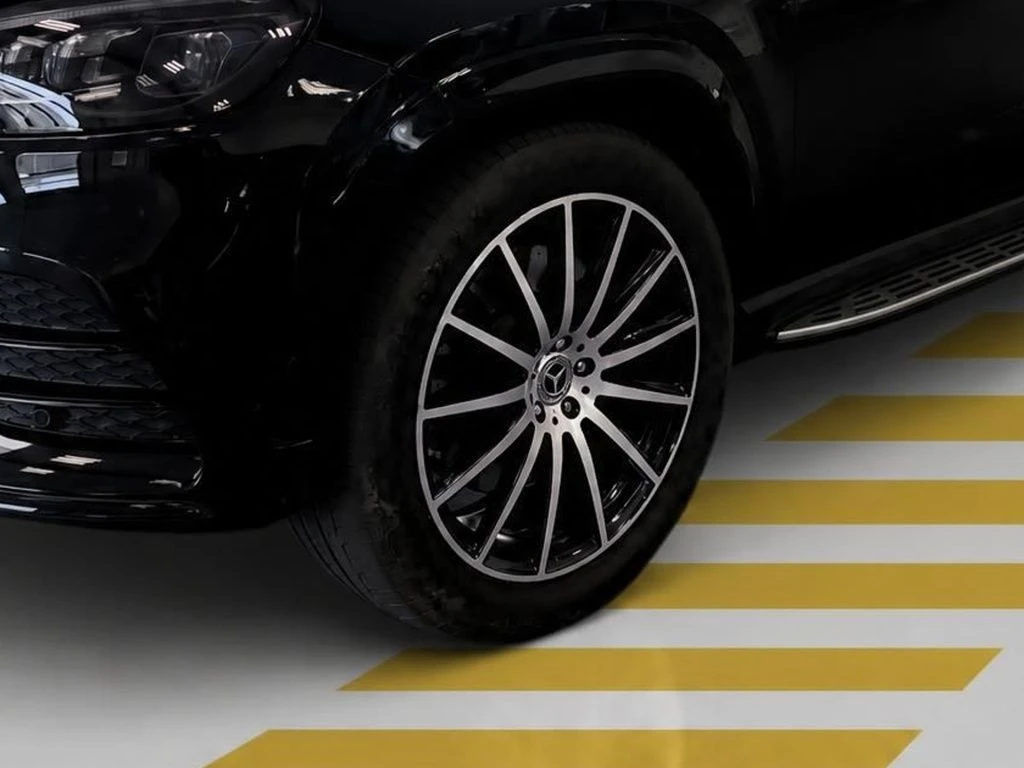 Mercedes-Benz-GLS 450-image-5