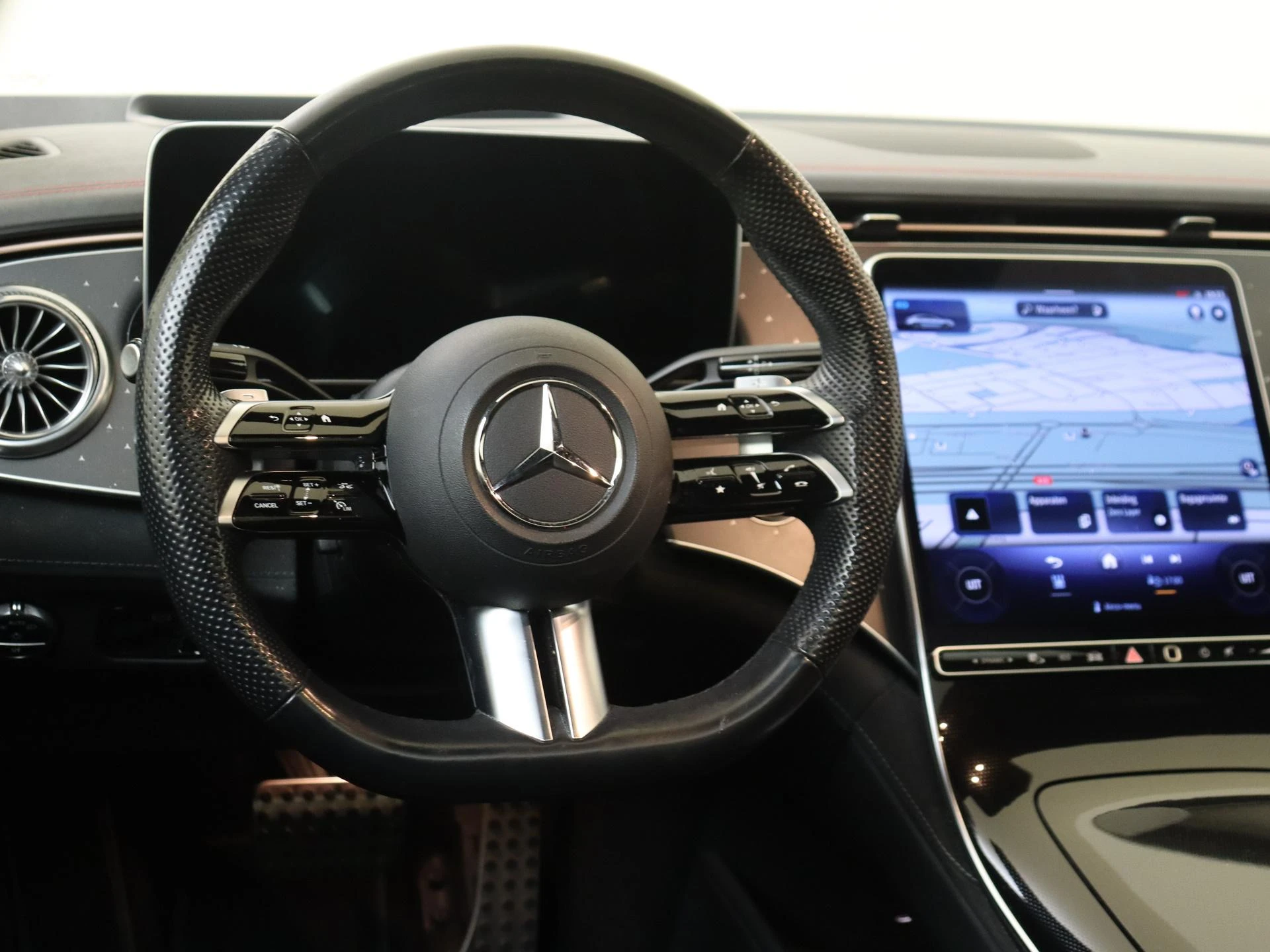 Mercedes-Benz EQE 350+ Launch Edition AMG Line 91 kWh