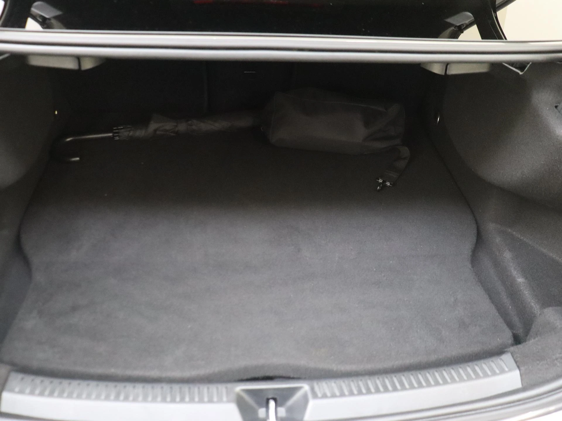 Mercedes-Benz A-Klasse 250 e Luxury-Line
