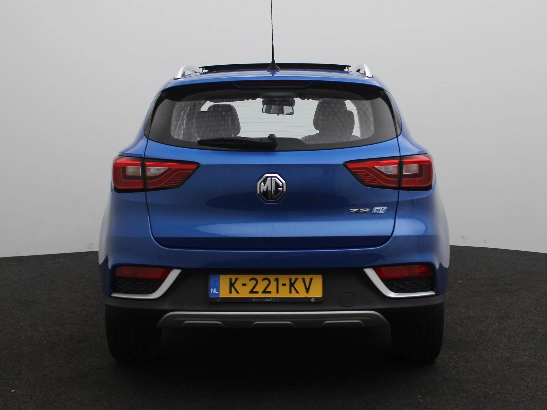 MG-ZS EV-image-5