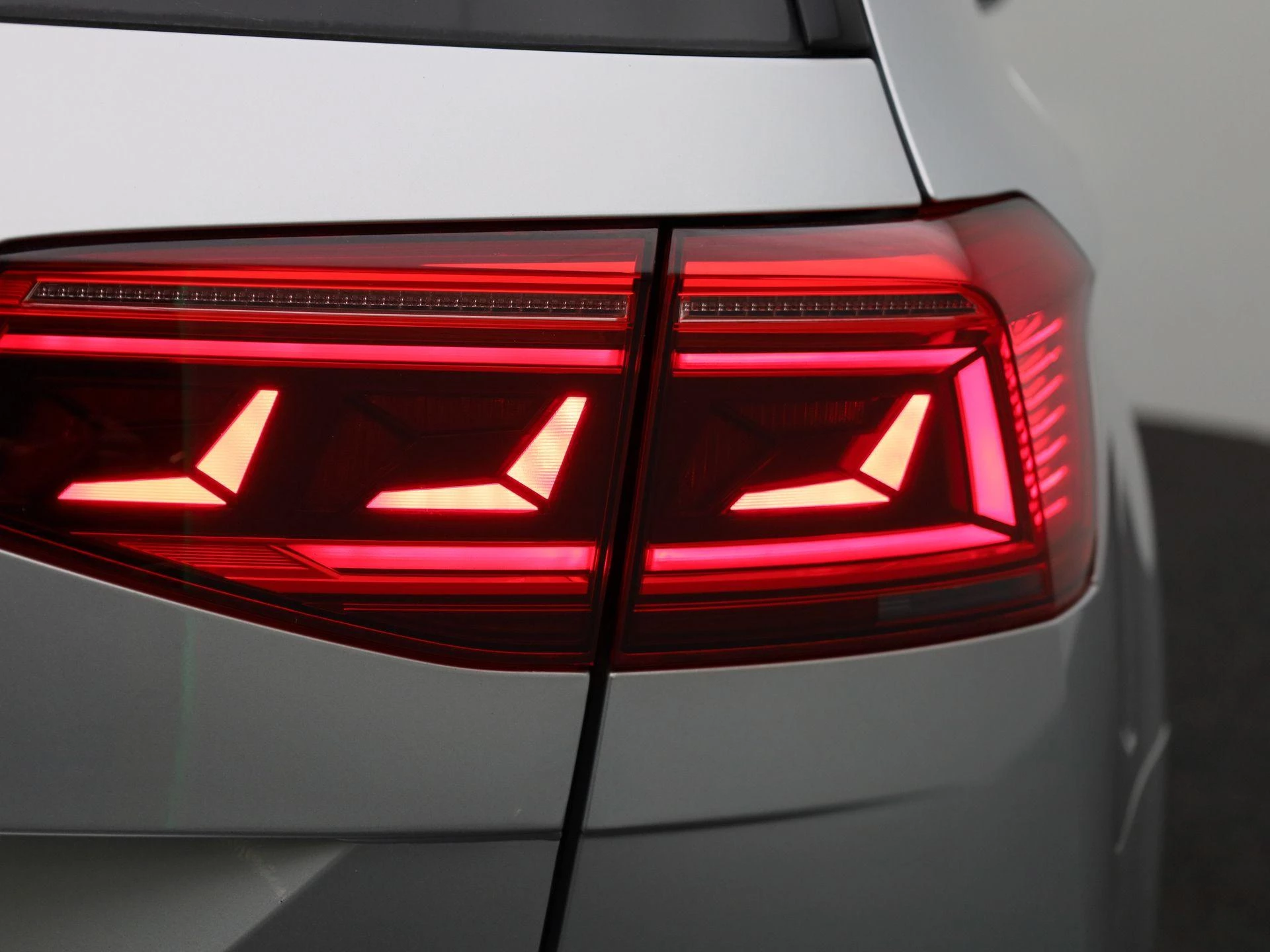 Volkswagen Passat Variant 2.0 TDI 90kW DSG Style Adapt. Cruise | Schuif-dak