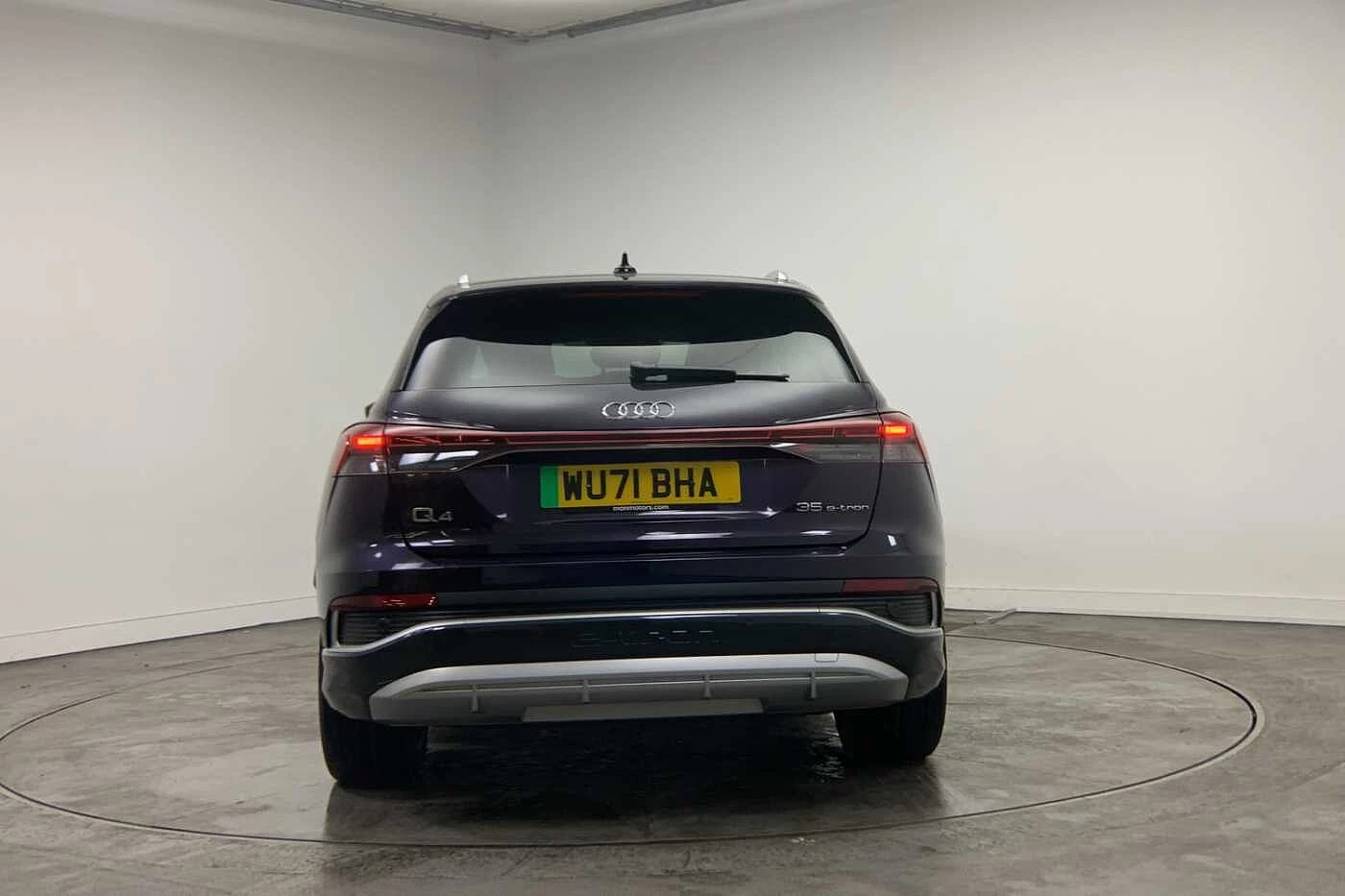 Audi-Q4 e-tron-image-10