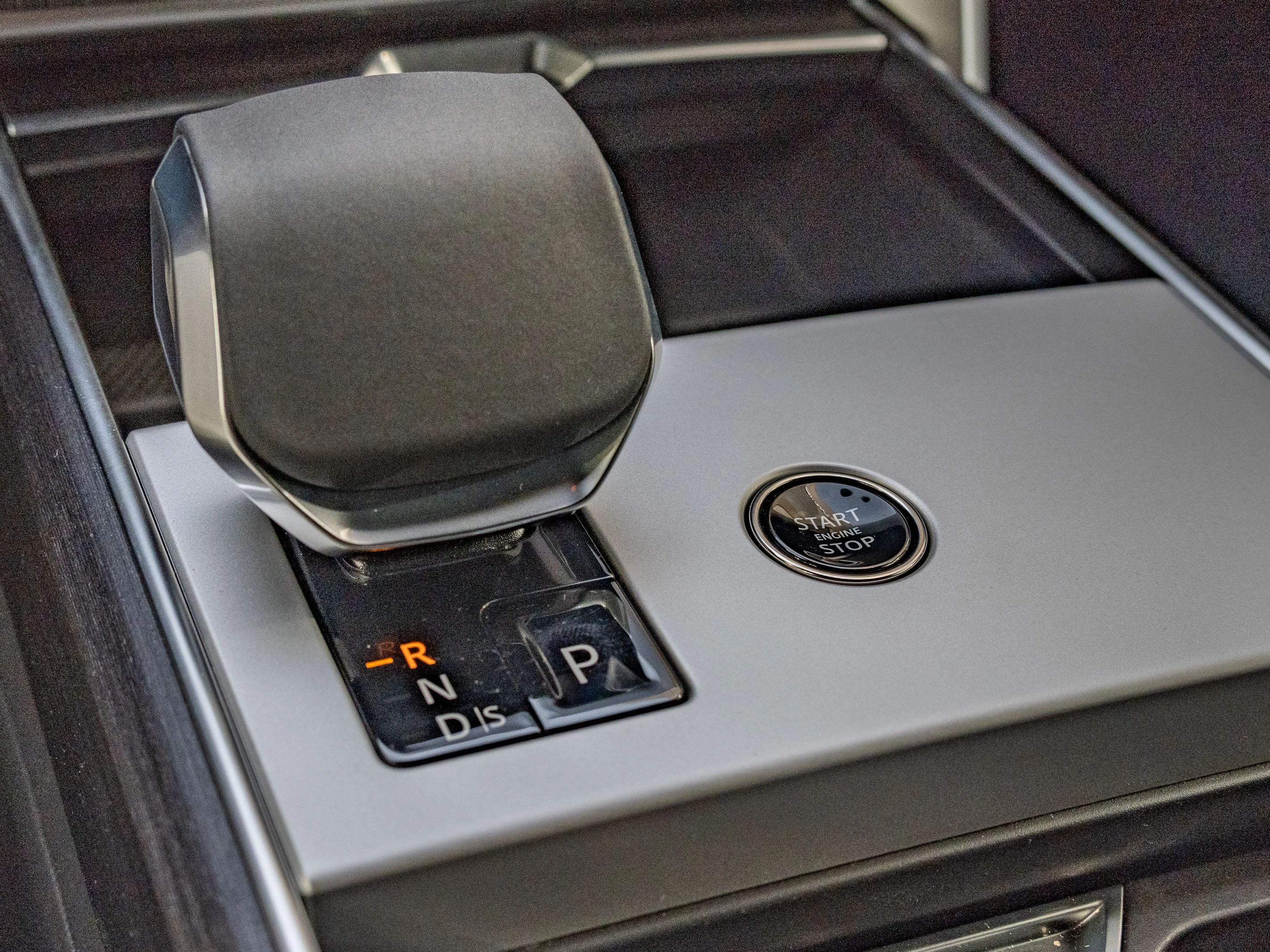 Land Rover Range Rover HSE P460e