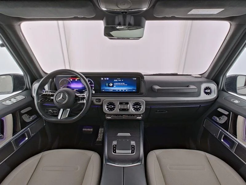 Mercedes-Benz-G-Klasse-image-5