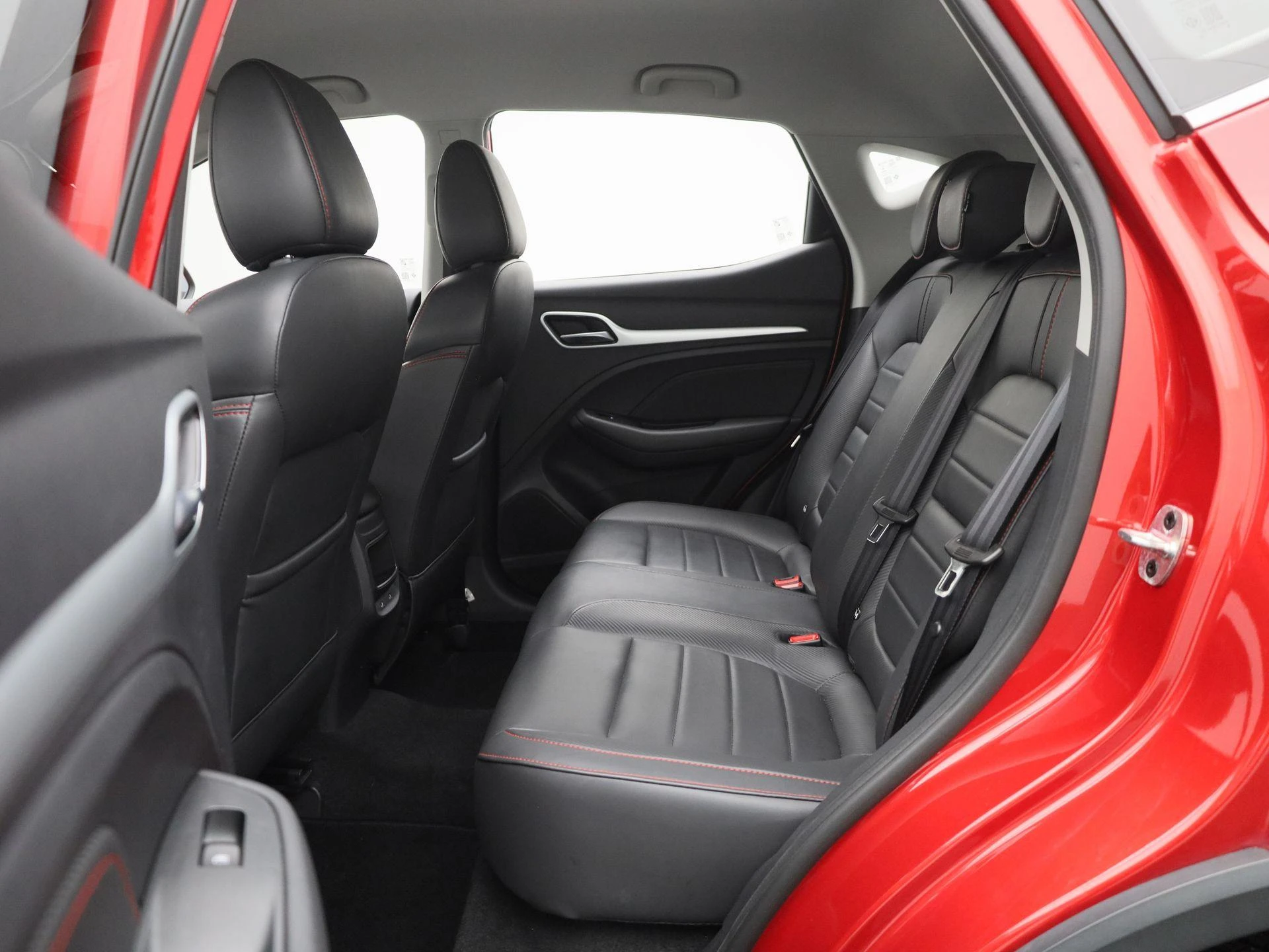 MG-ZS-image-13