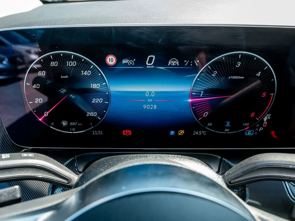 Mercedes-Benz-V-Klasse 220-image-14