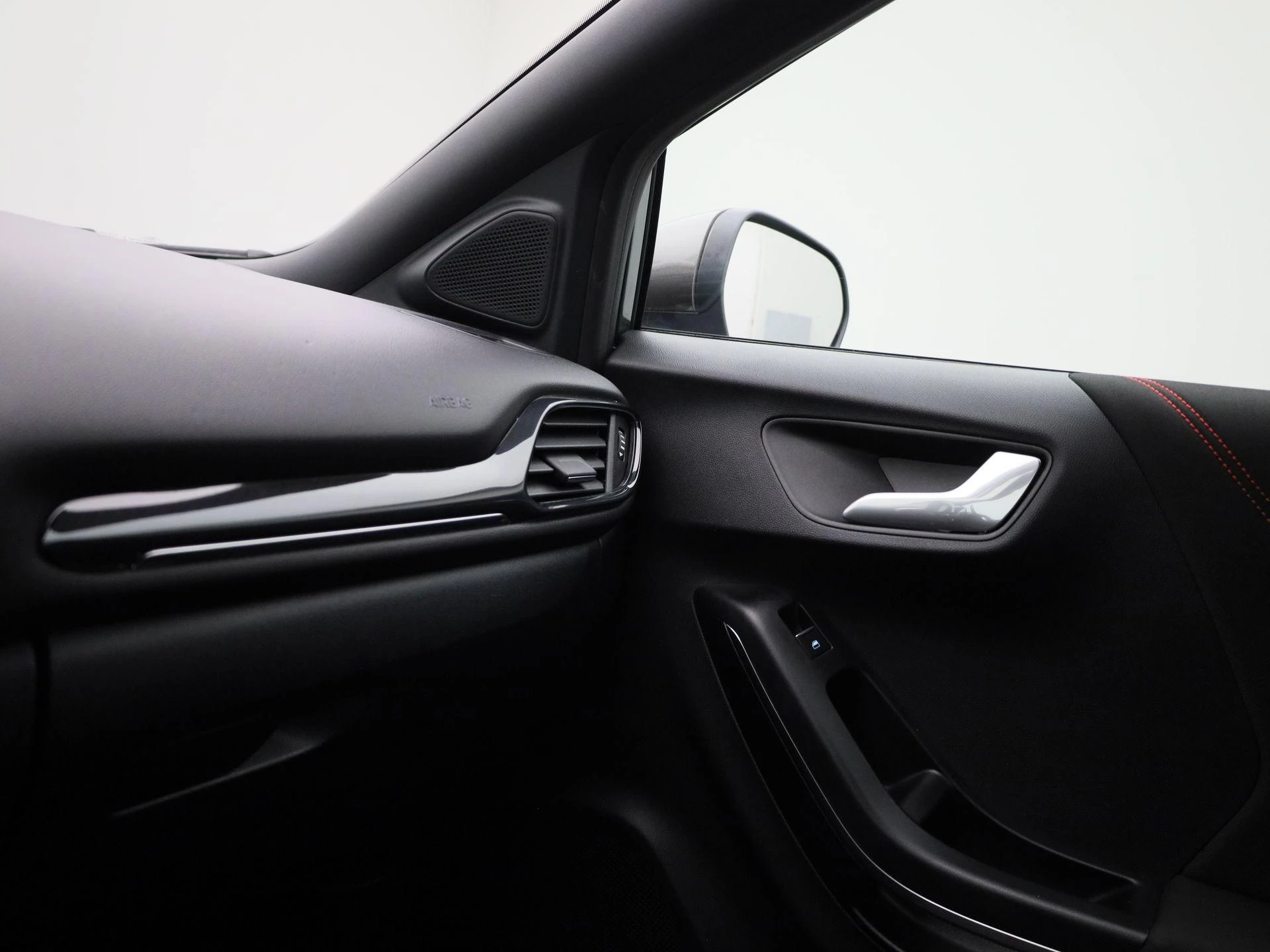 Ford-Puma-image-24