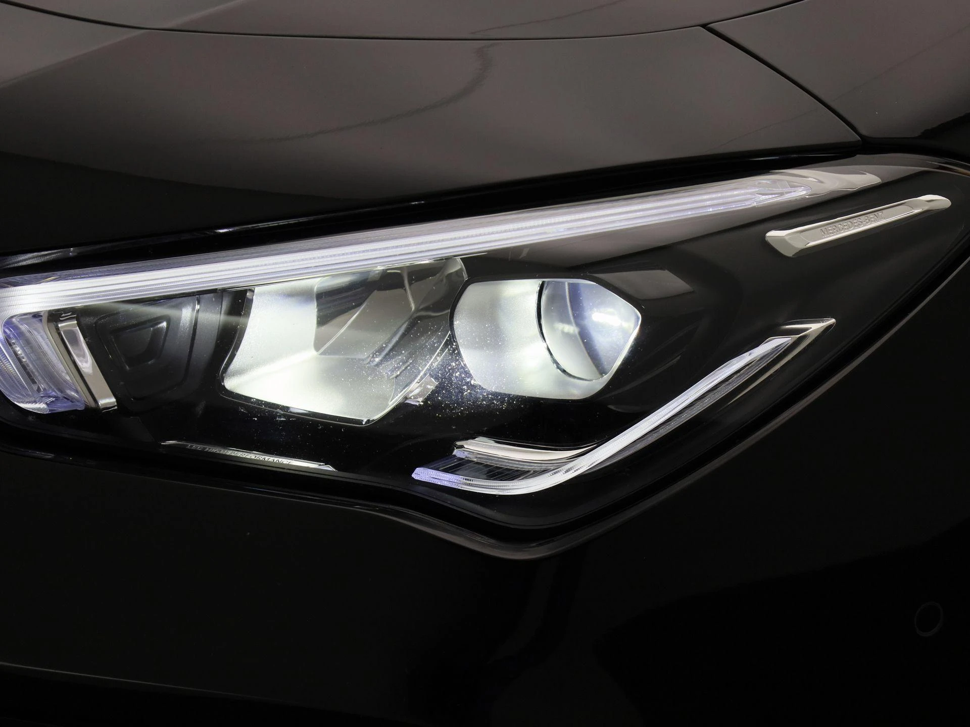 Mercedes-Benz-CLA-image-13