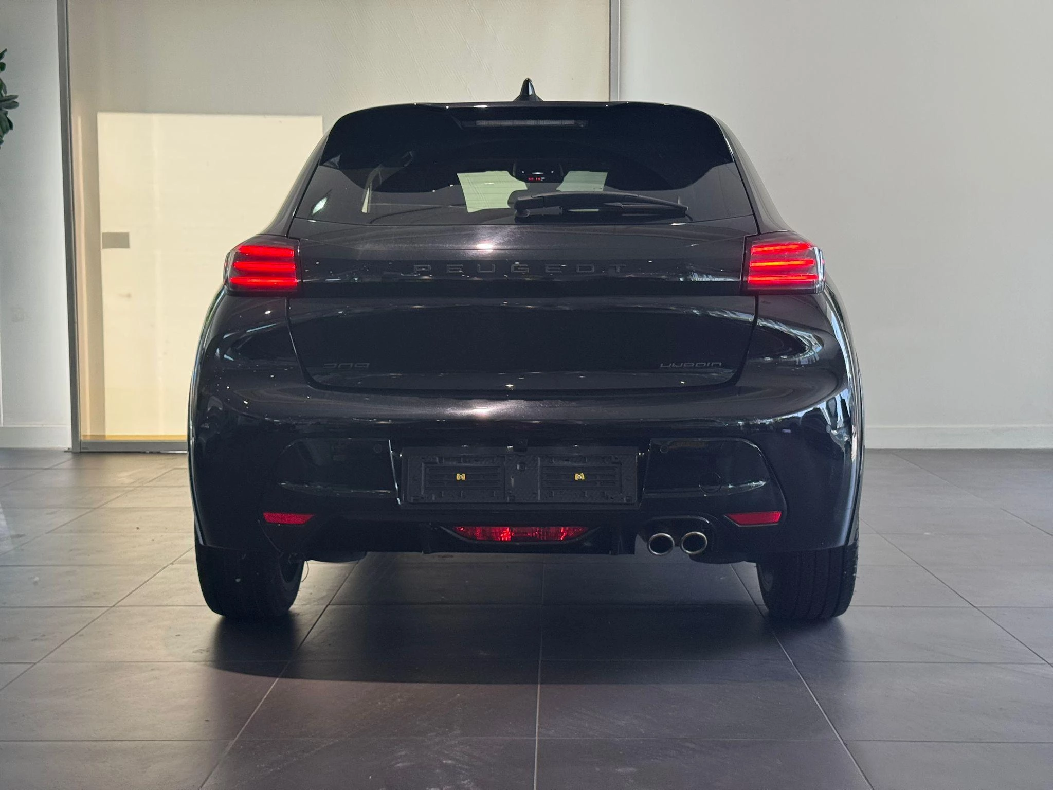 Peugeot-208-image-7