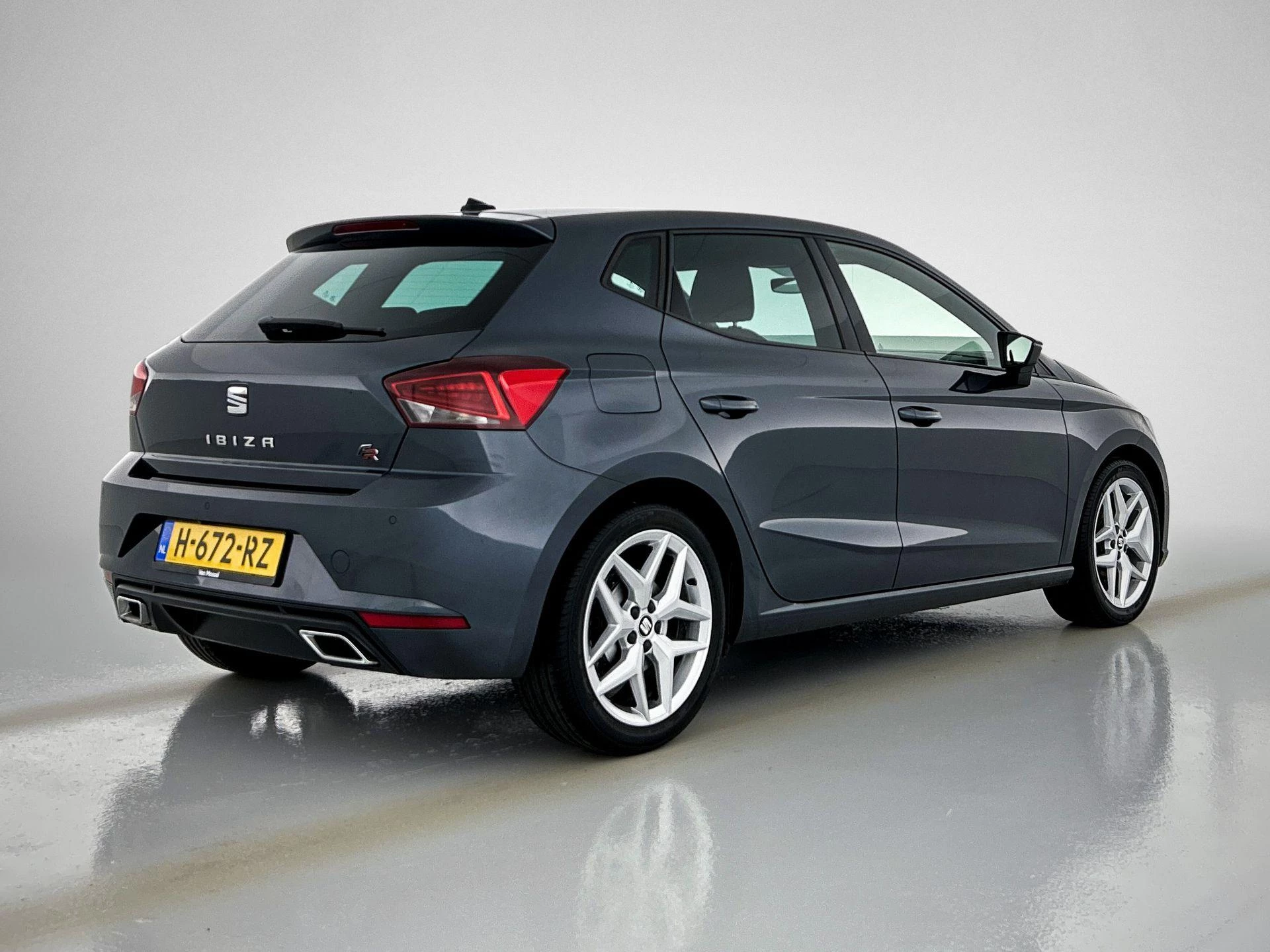 SEAT-Ibiza-image-3