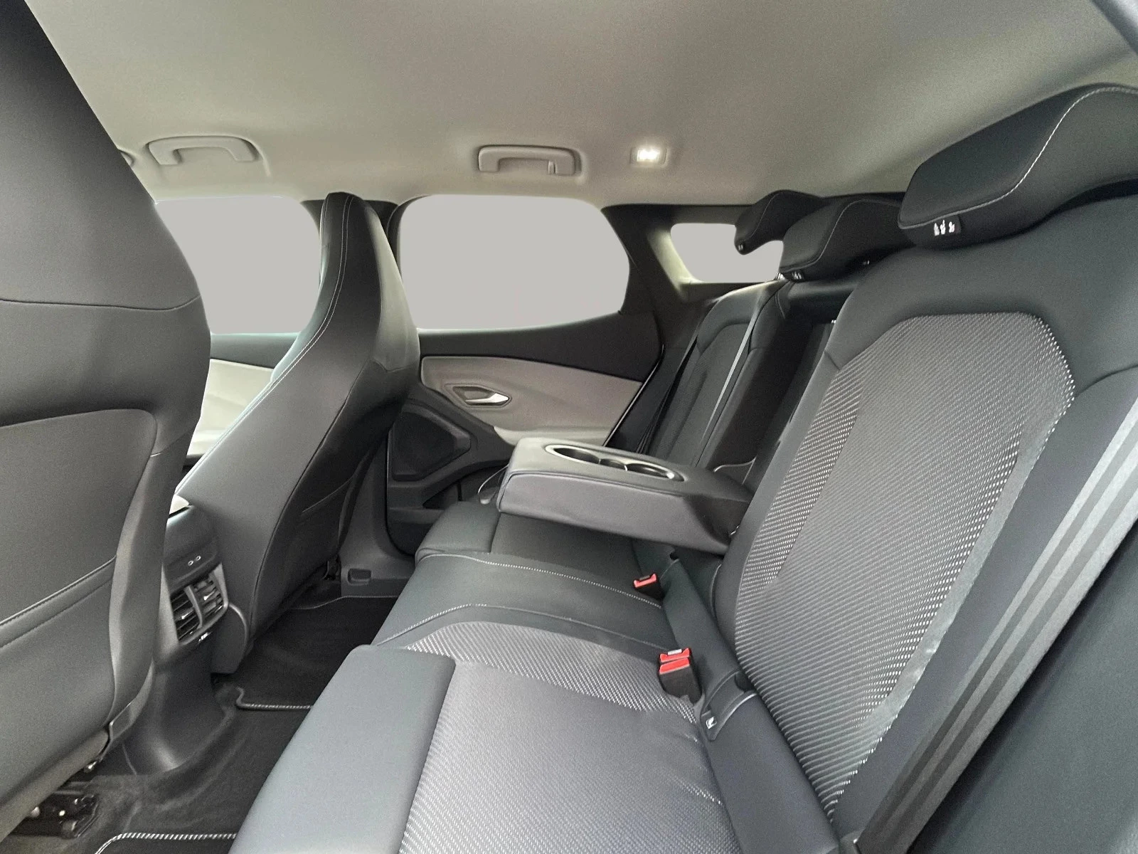 Ford-Explorer-image-12