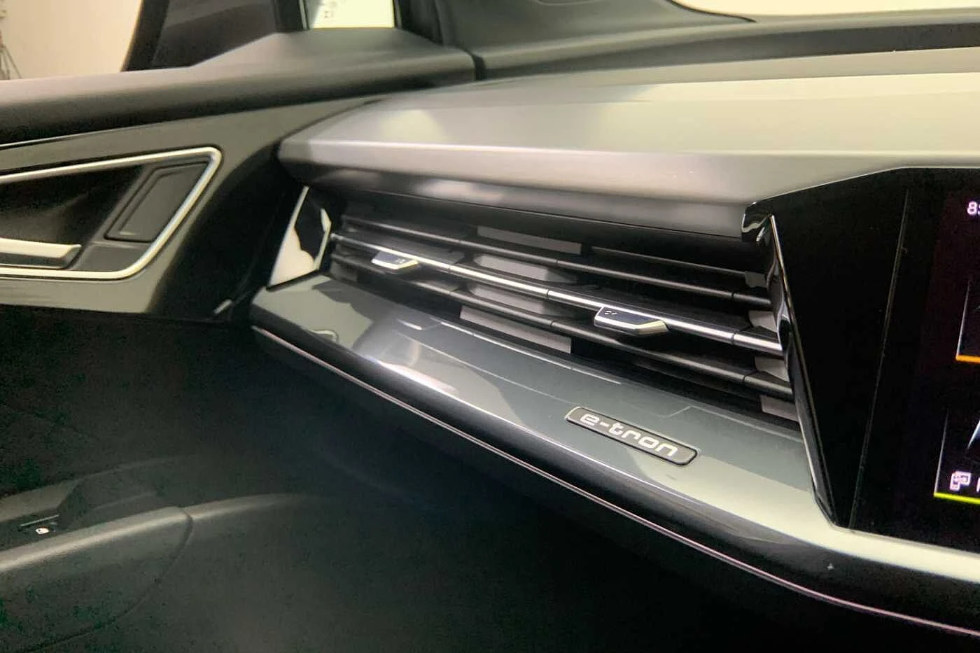 Audi-Q4 Sportback e-tron-image-19