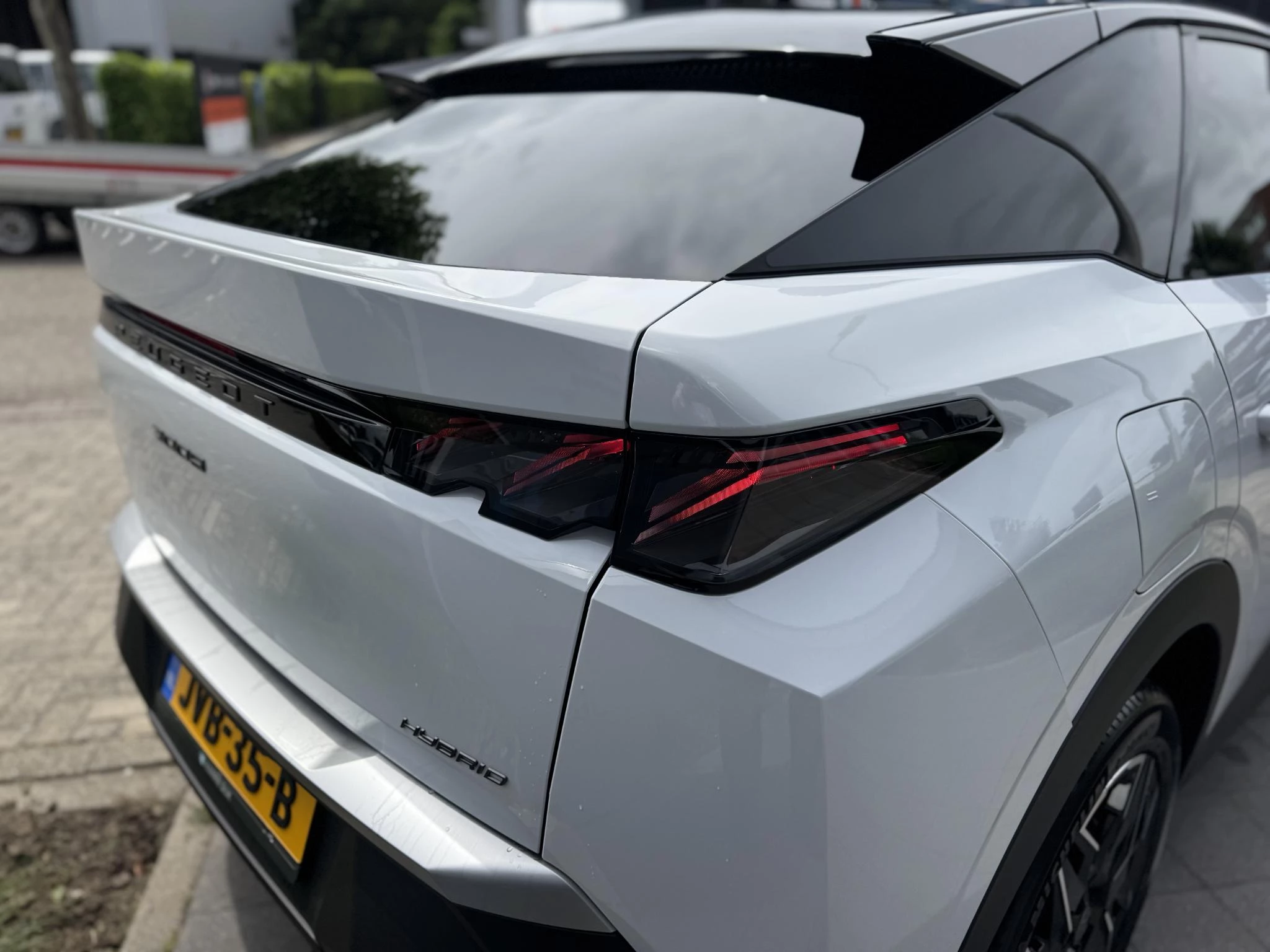 Peugeot 3008 Hybrid 145 GT