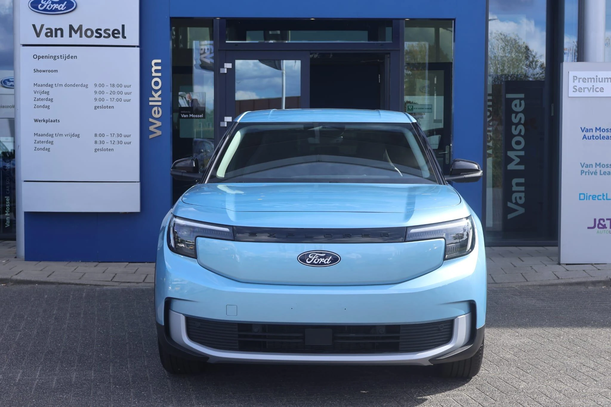 Ford-Explorer-image-1