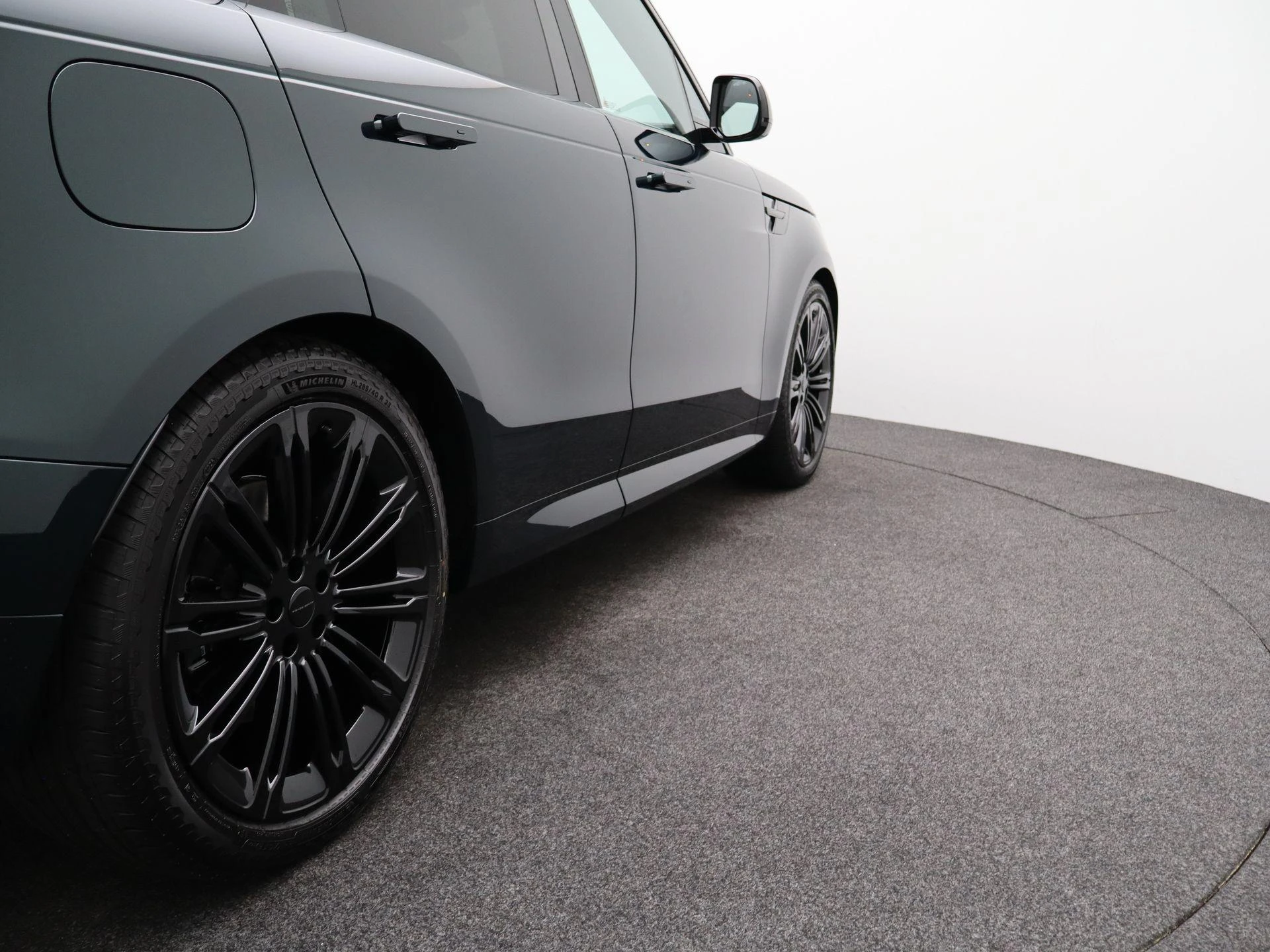 Land Rover-Range Rover Sport-image-49