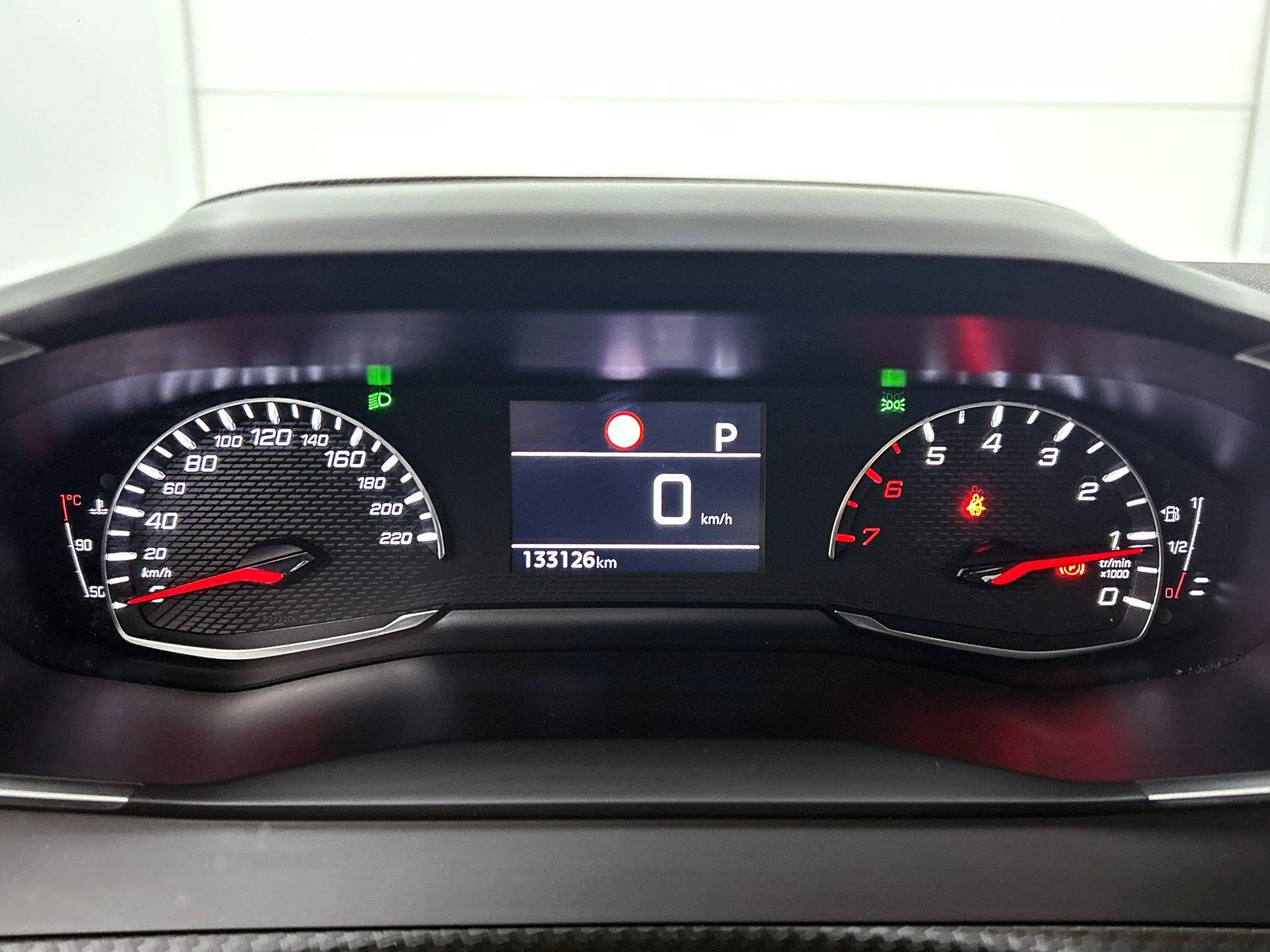 Peugeot-2008-image-13