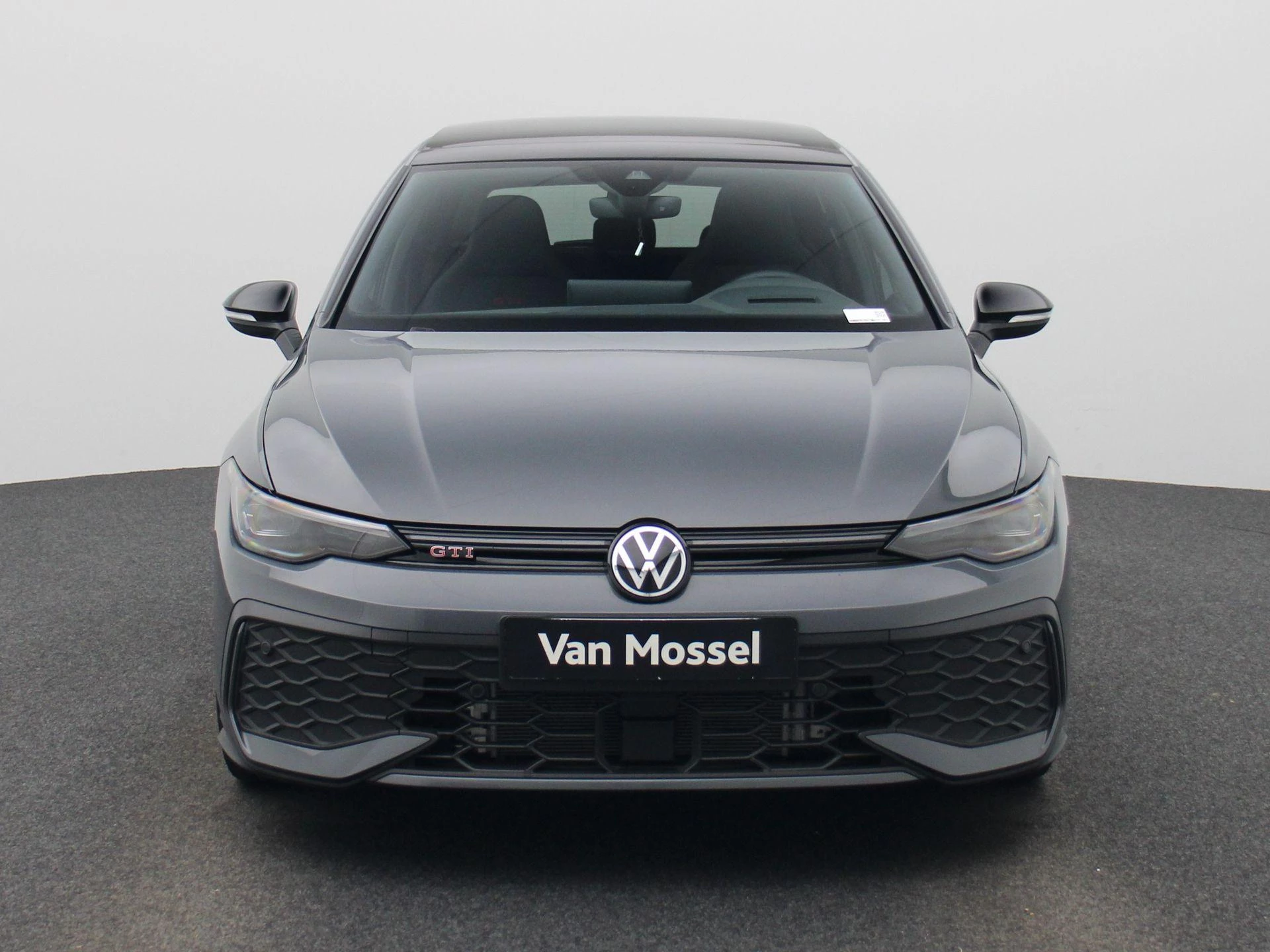 Volkswagen-Golf-image-2