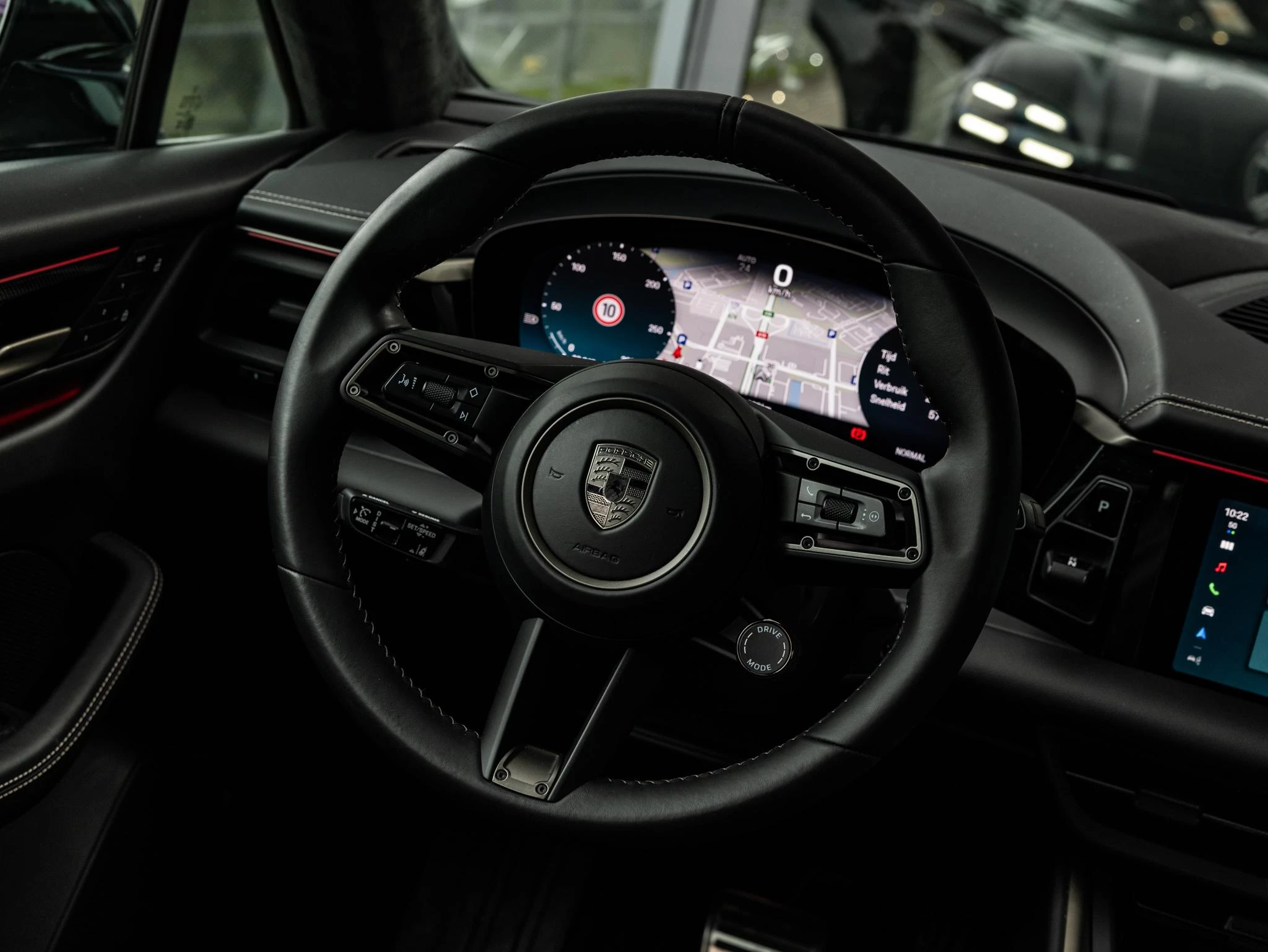Porsche Macan Turbo 100 kWh