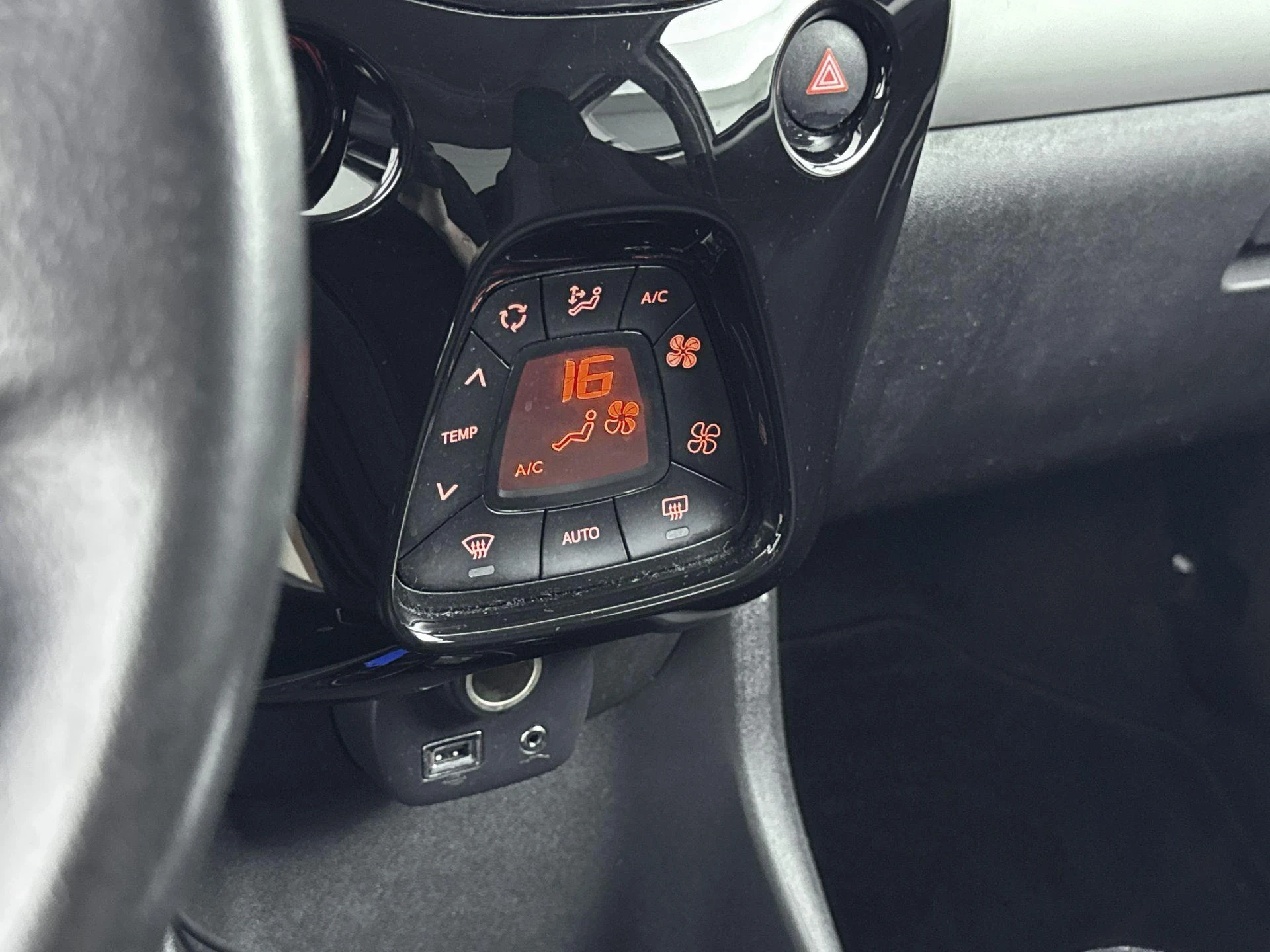Peugeot-108-image-18