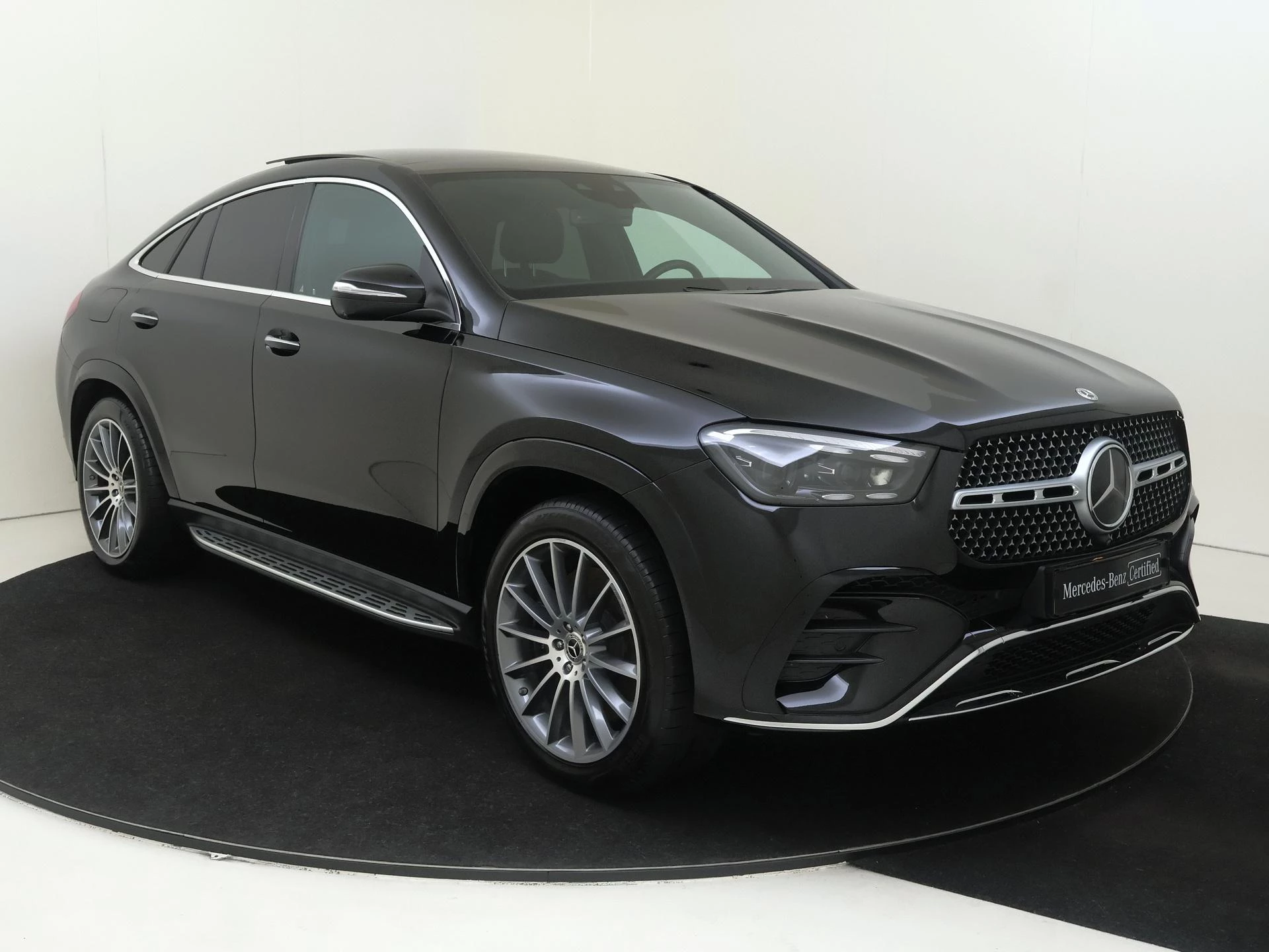 Mercedes-Benz-GLE-image-4