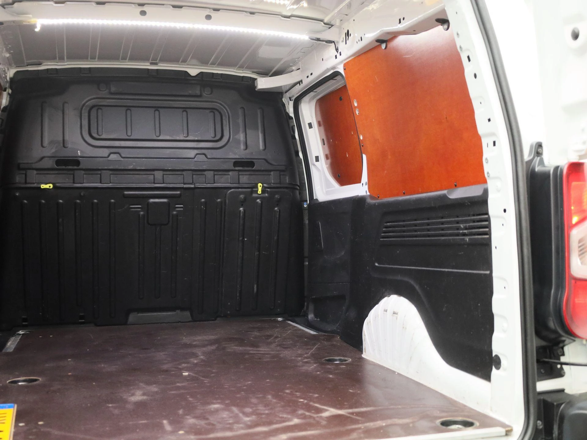 Opel-Combo-image-15