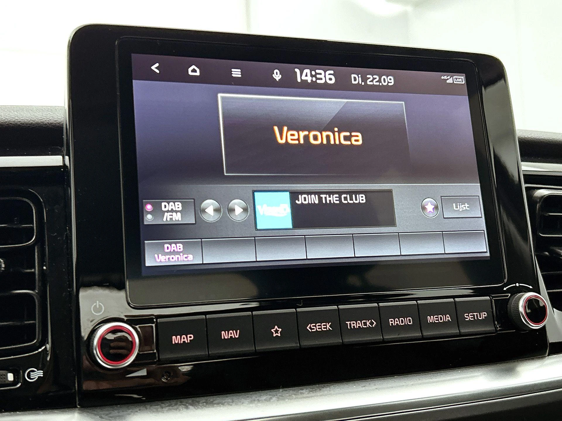 Kia-Stonic-image-6