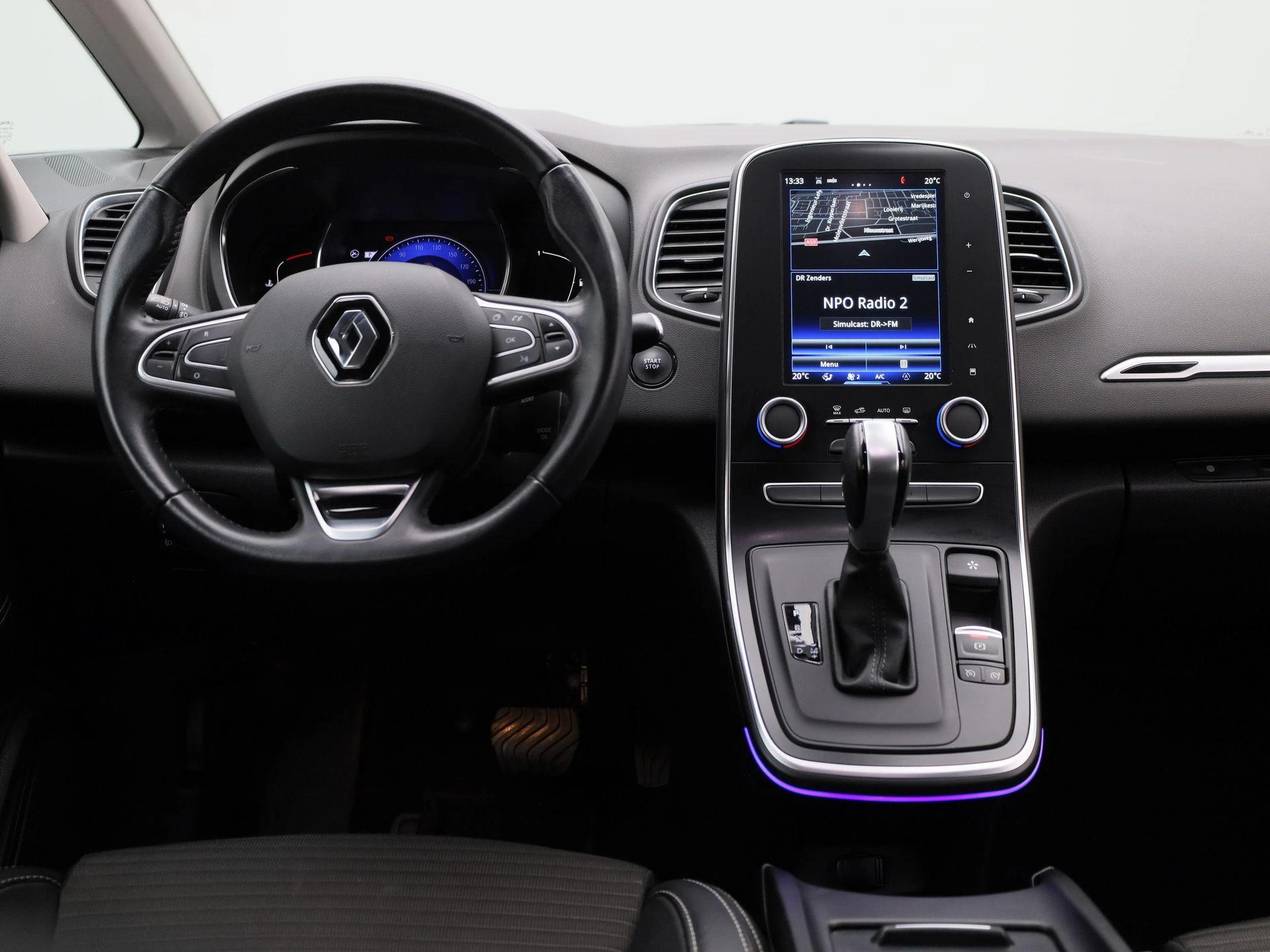 Renault-Scénic-image-6
