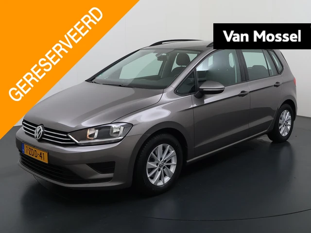 Volkswagen Golf SportsVan