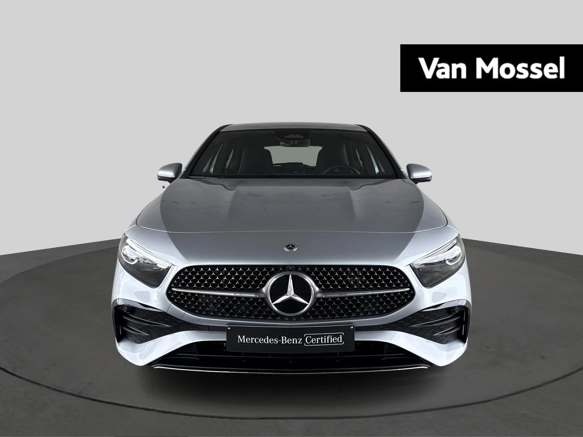 Mercedes-Benz Classe A 250 e AMG Line - TREKHAAK - MULTIBEAM LED - CARPLAY - 360° CAMERA