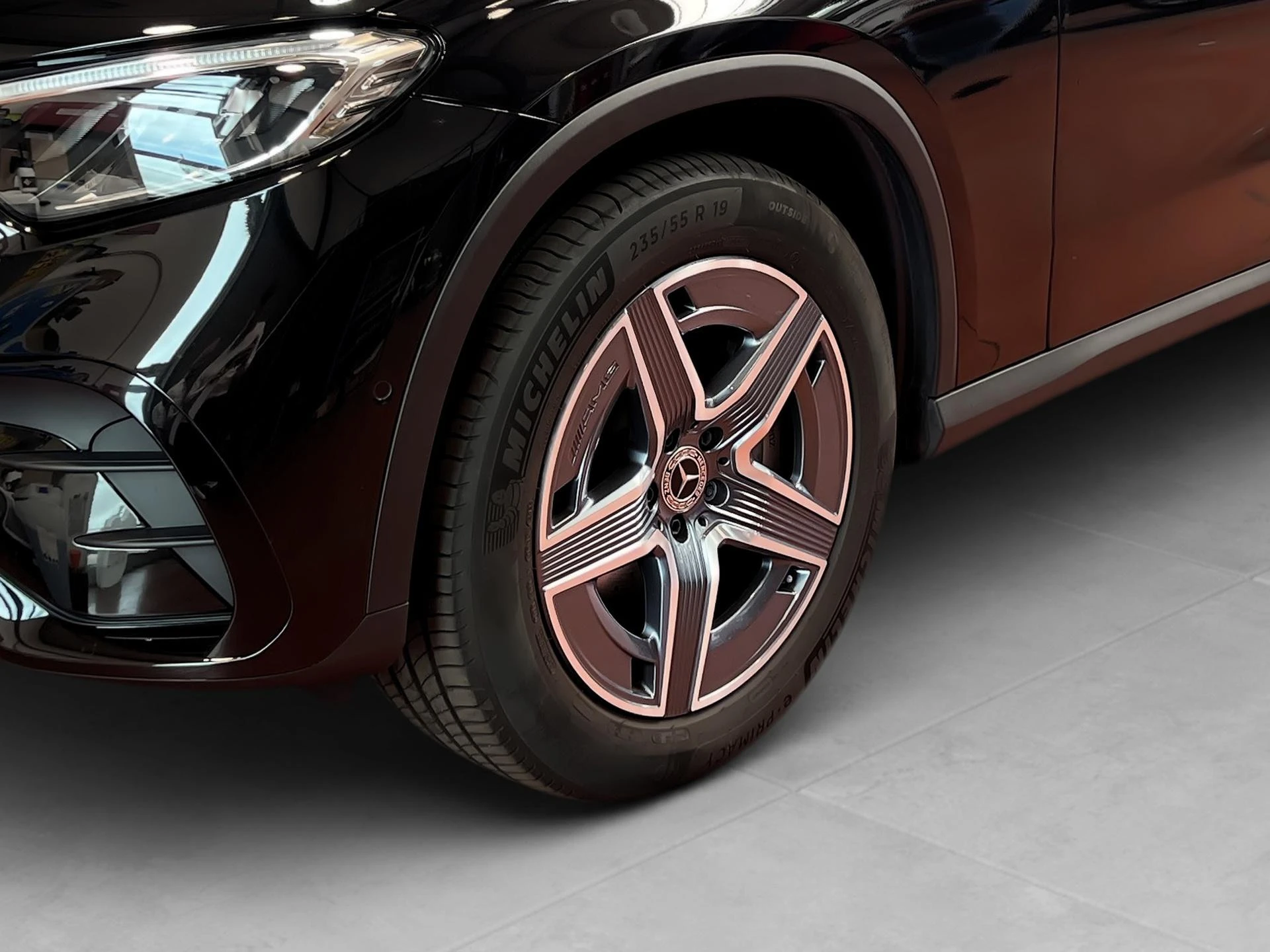 Mercedes-Benz-GLC-image-12
