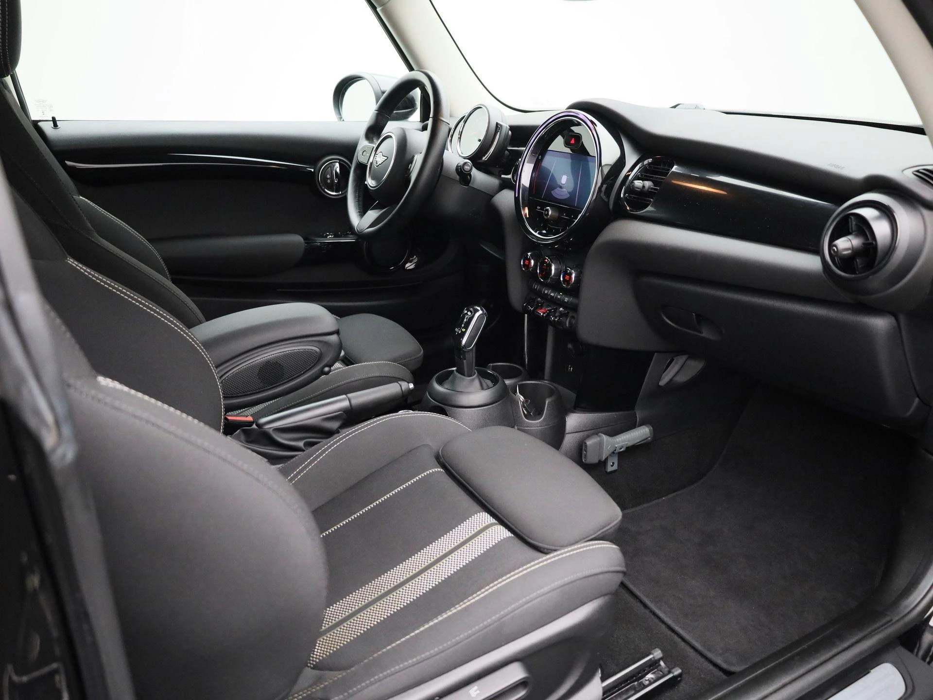 MINI-Cooper S-image-36