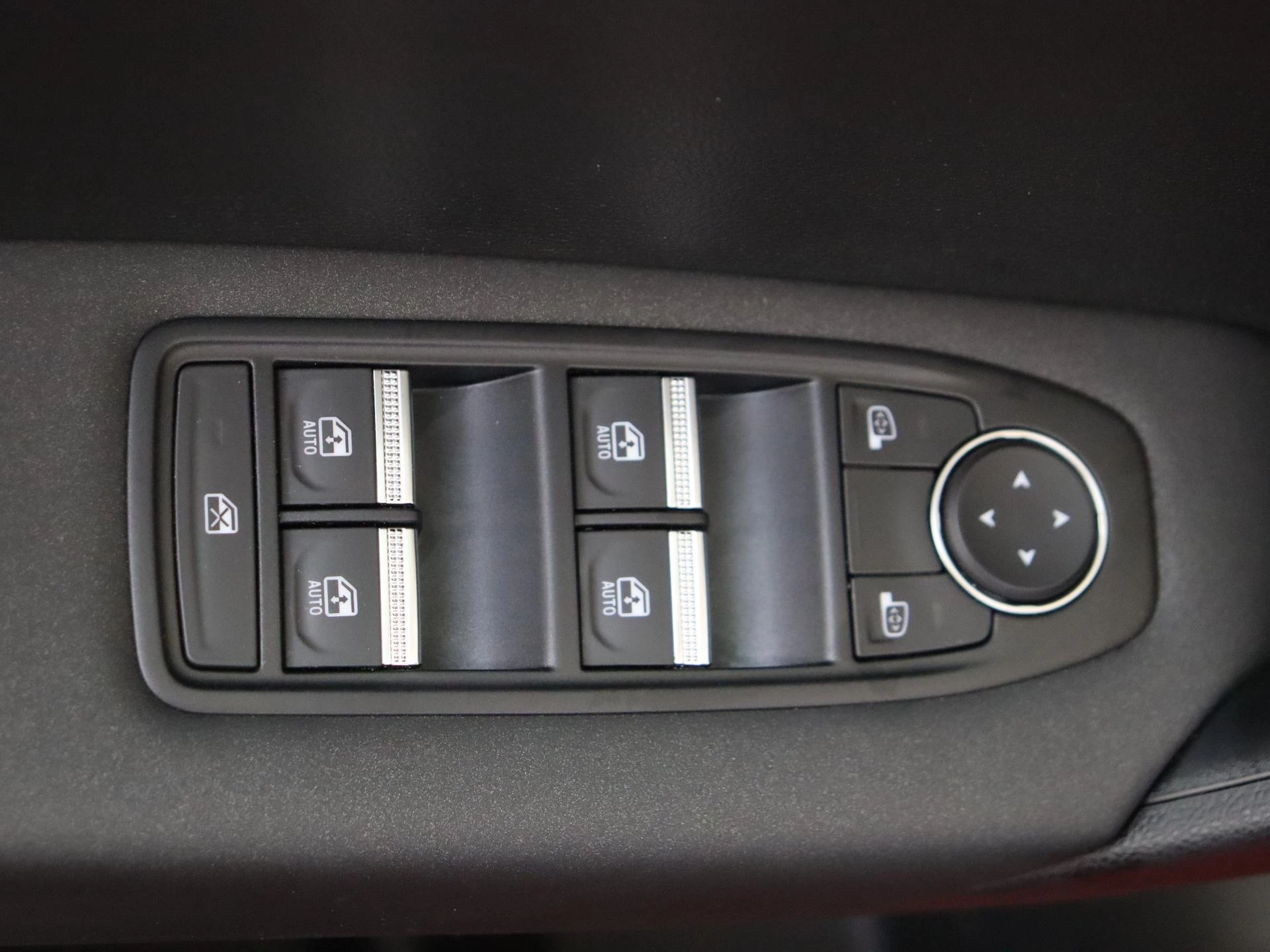 Renault-Captur-image-28