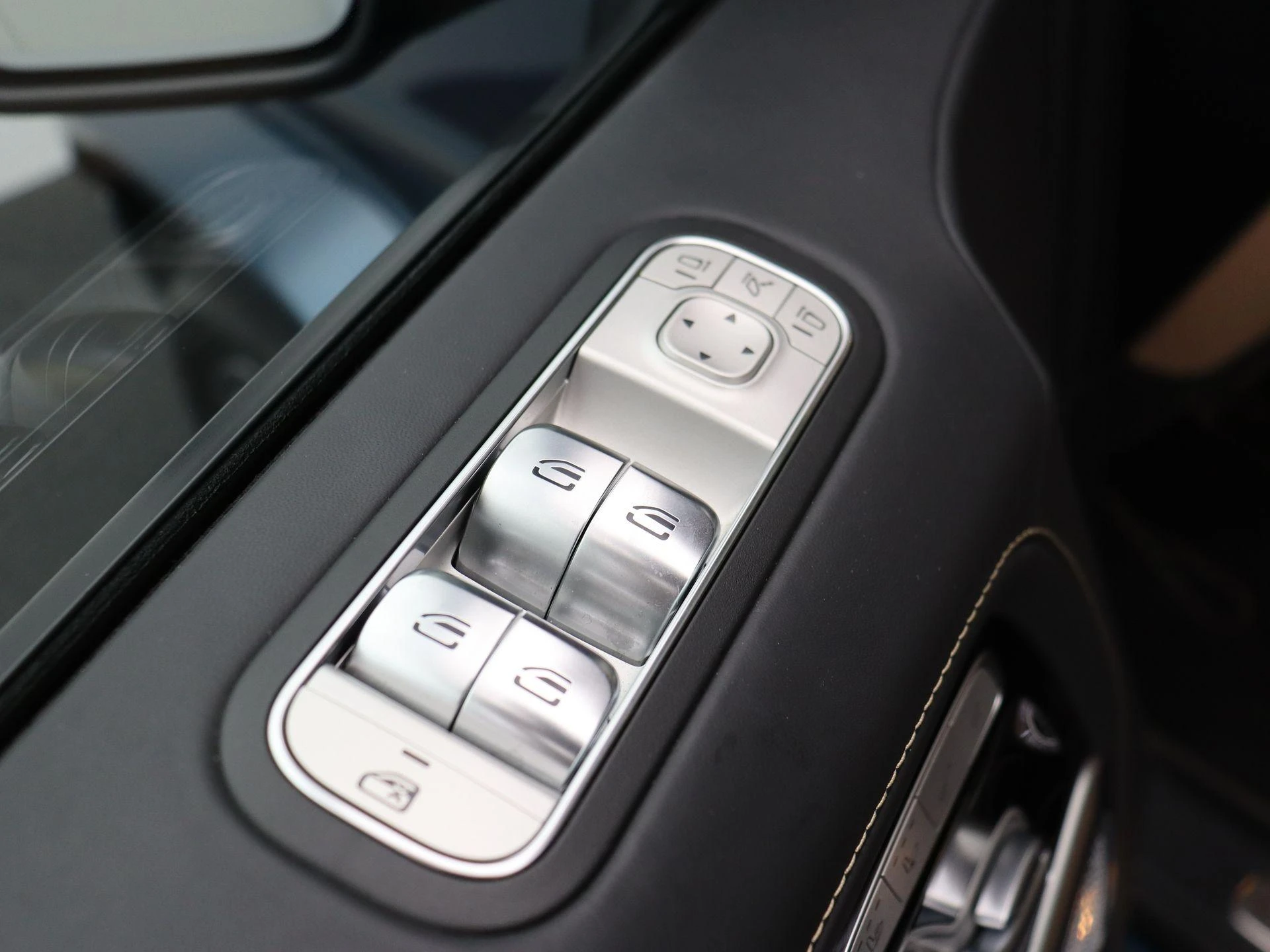 Mercedes-Benz G-Klasse 500 AMG Line + LICHTE VRACHT OMBOUW MOGELIJK +