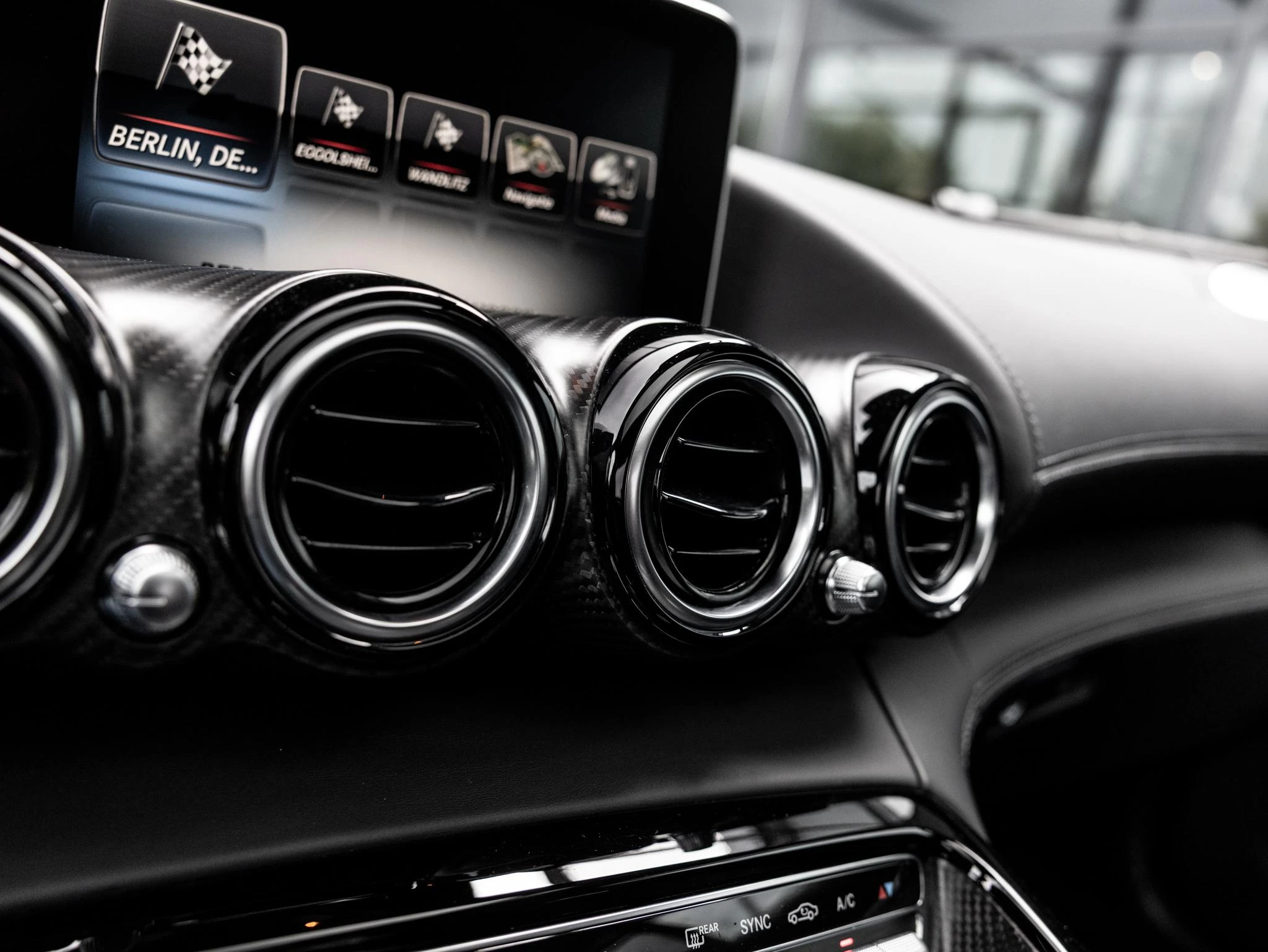 Mercedes-AMG-GT-image-37