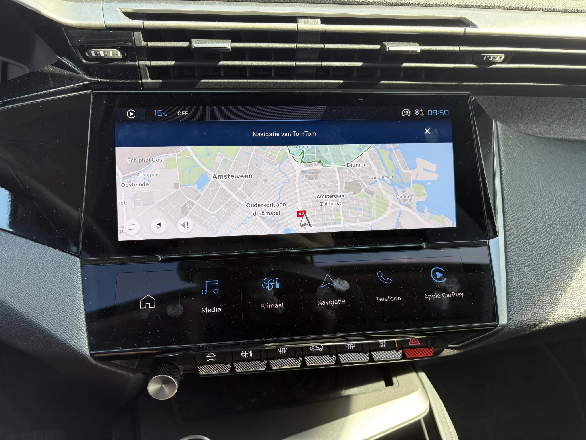 Peugeot-308-image-18