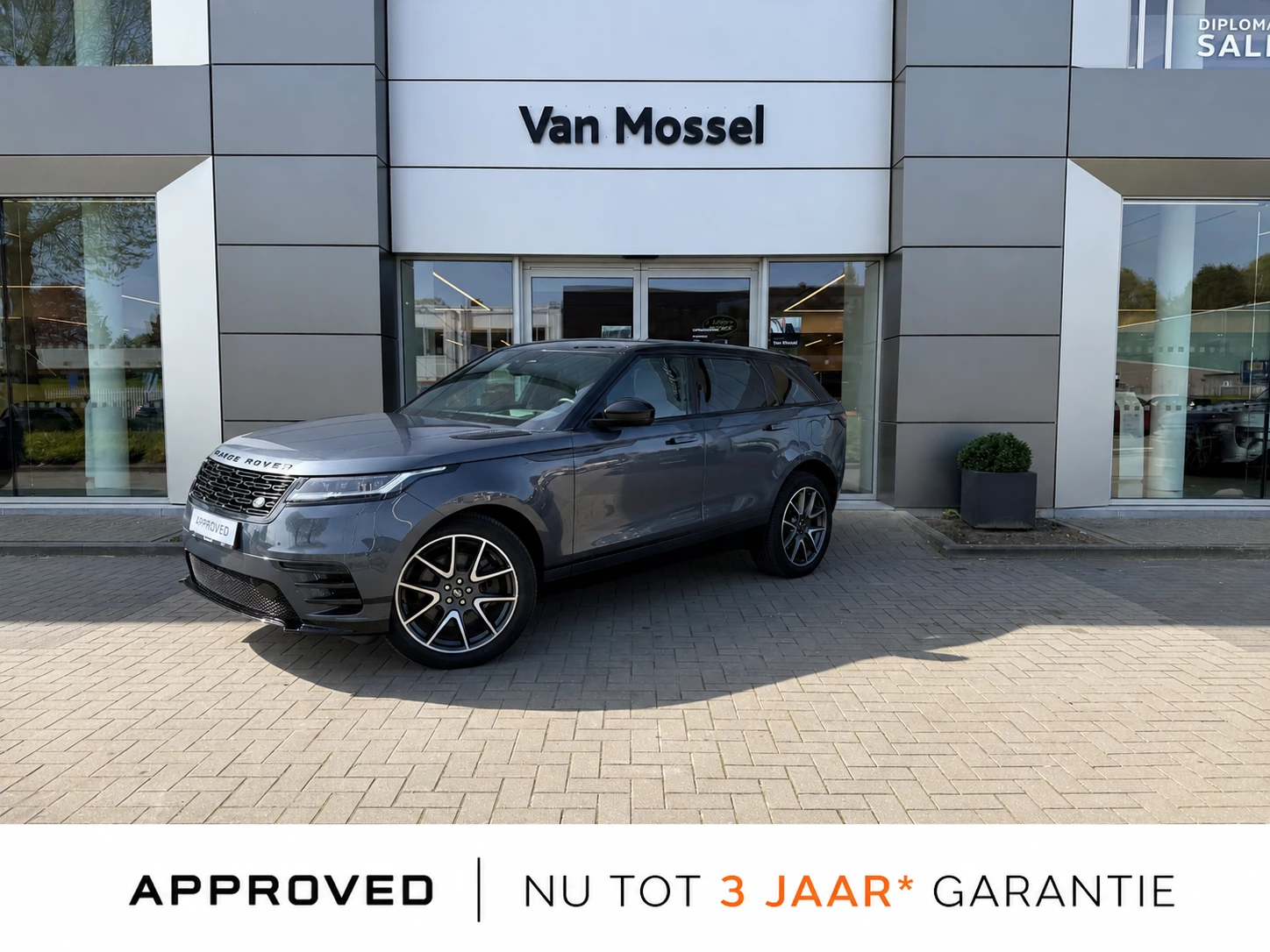 Land Rover-Range Rover Velar-image-0